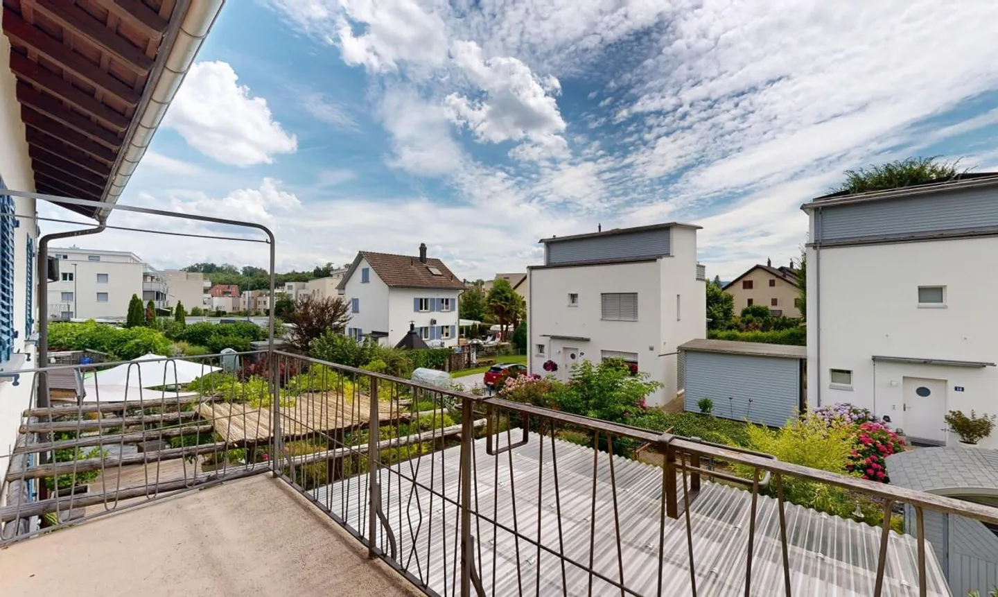 Charming terraced house in a central location in Uster - Photo 9 of 11