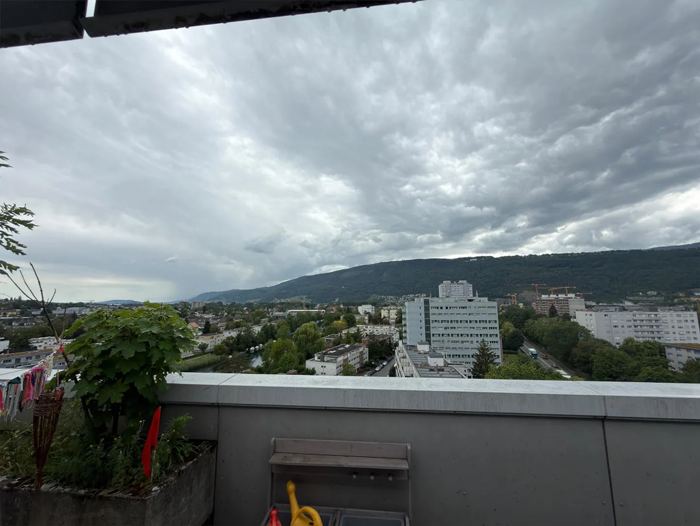 Geräumige Attikawohnung mit Terrasse - Foto 12 von 13