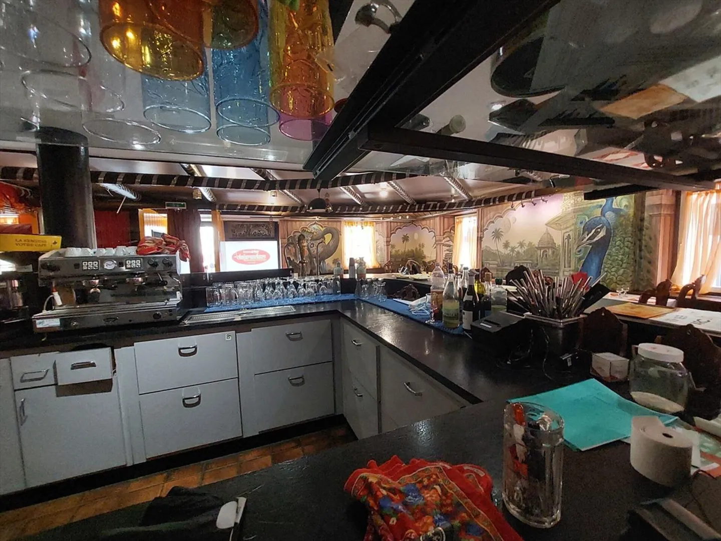 Yield building with a restaurant and 15 rooms - Photo 7 of 13
