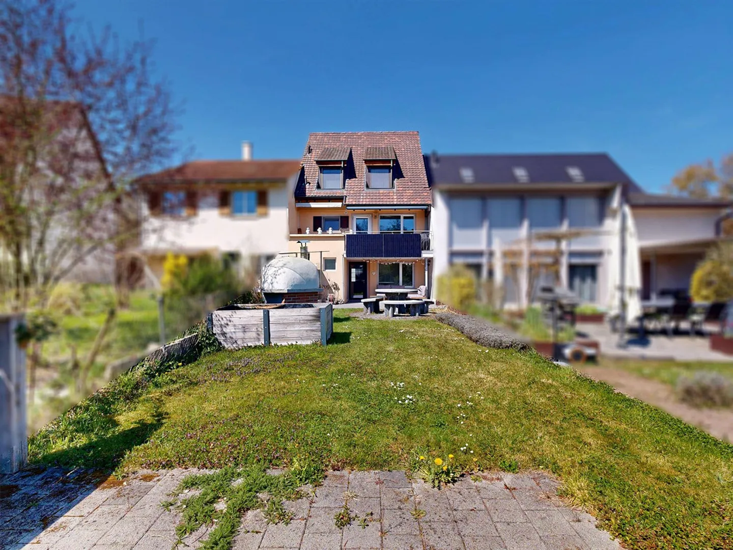 Charmantes Reihenhaus in Therwil - Foto 1 von 13