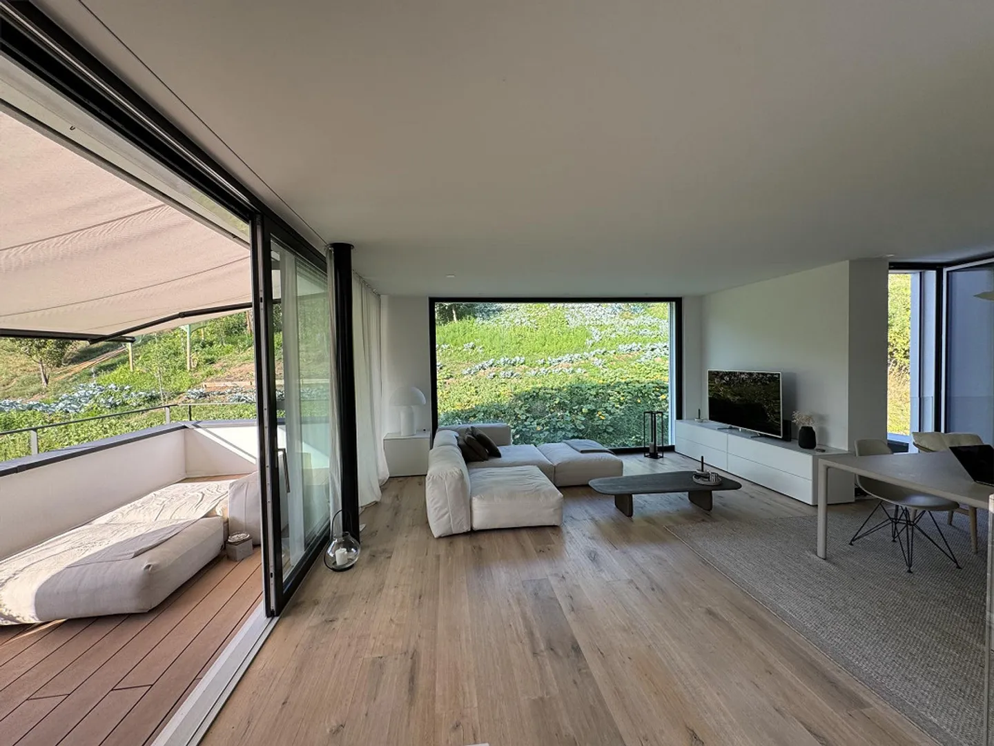 Moderne Maisonette mit Dachterrasse & Bergsicht - Foto 10 von 15