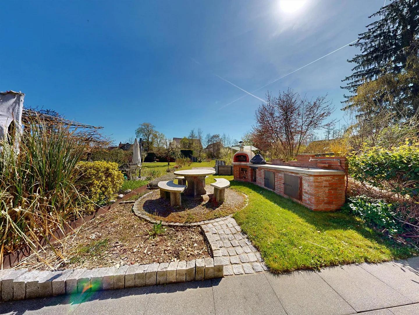 Charmantes Reihenhaus in Therwil - Foto 12 von 13