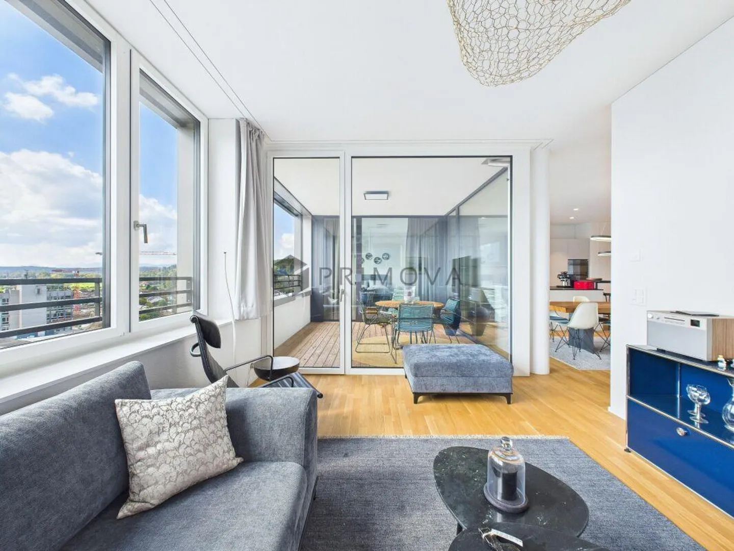 Il design incontra la vista panoramica - La tua nuova casa al 10° piano - Foto 4 di 9
