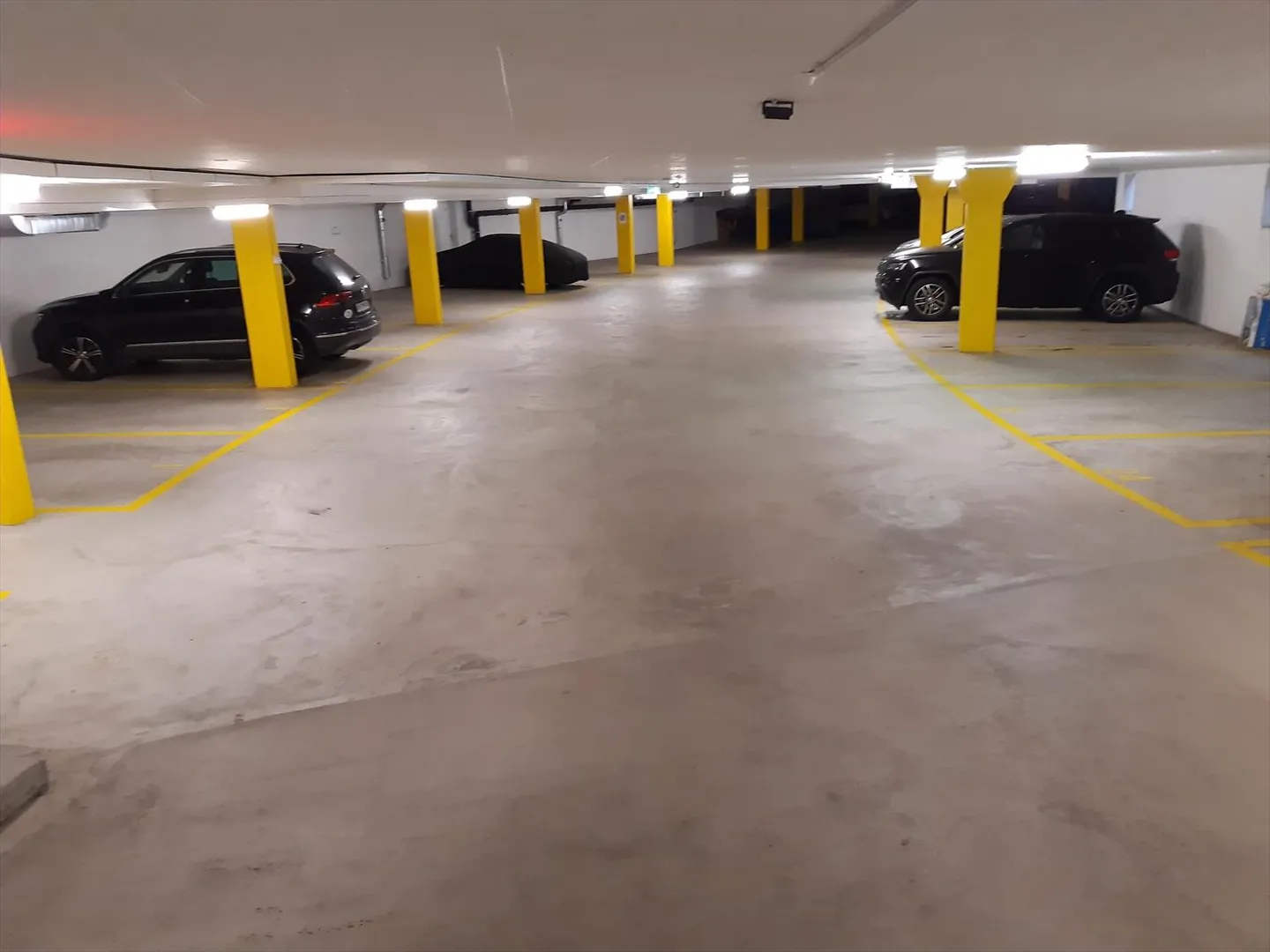 Place de parking à Zufikon disponible immédiatement - Photo 4 sur 4