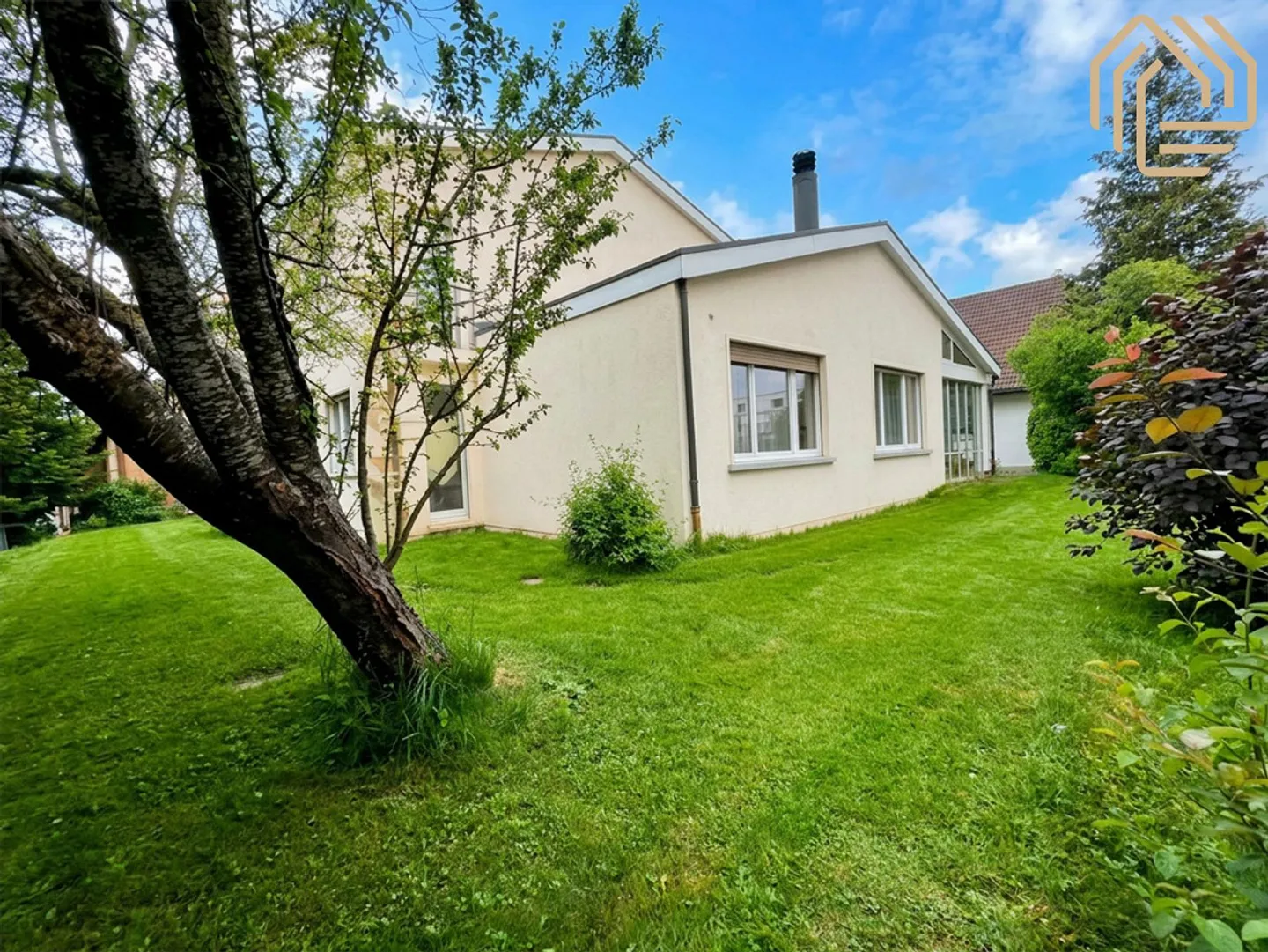 Geräumige 5.5 Zimmer-Wohnung - Foto 1 von 17