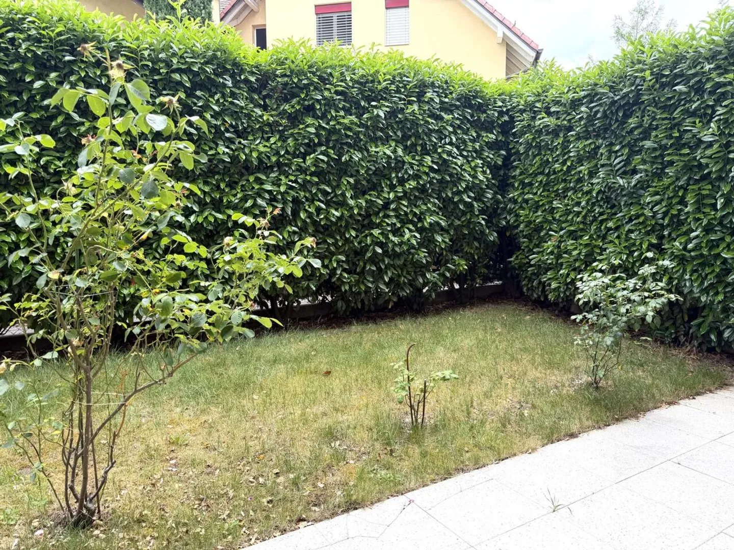 Beautiful furnished 3.5-room apartment with garden - Photo 9 of 9
