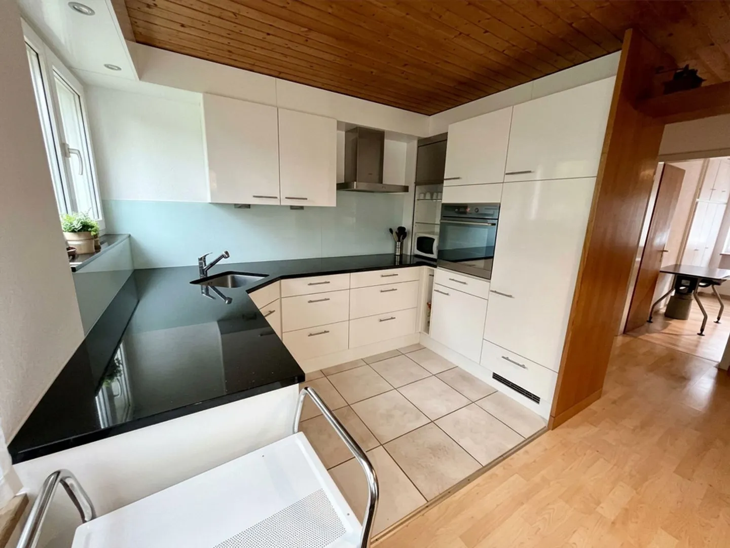 Geräumige 5.5 Zimmer-Wohnung - Foto 6 von 17