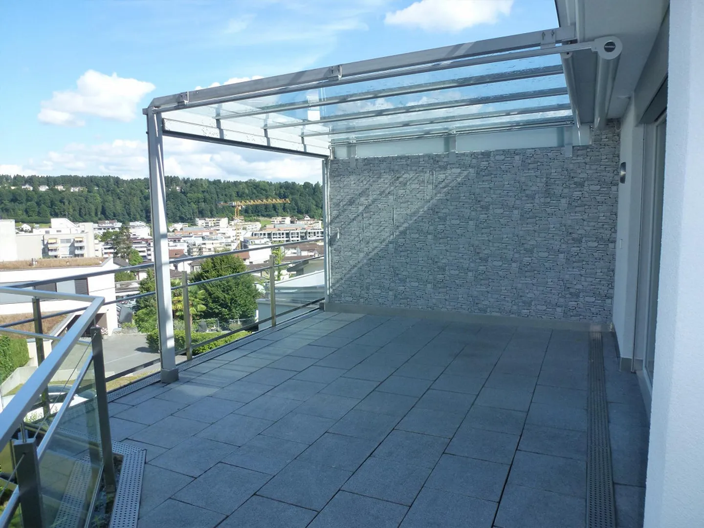 Appartamento in terrazza di nuova costruzione con vista libera sul Rontal - Foto 3 di 16