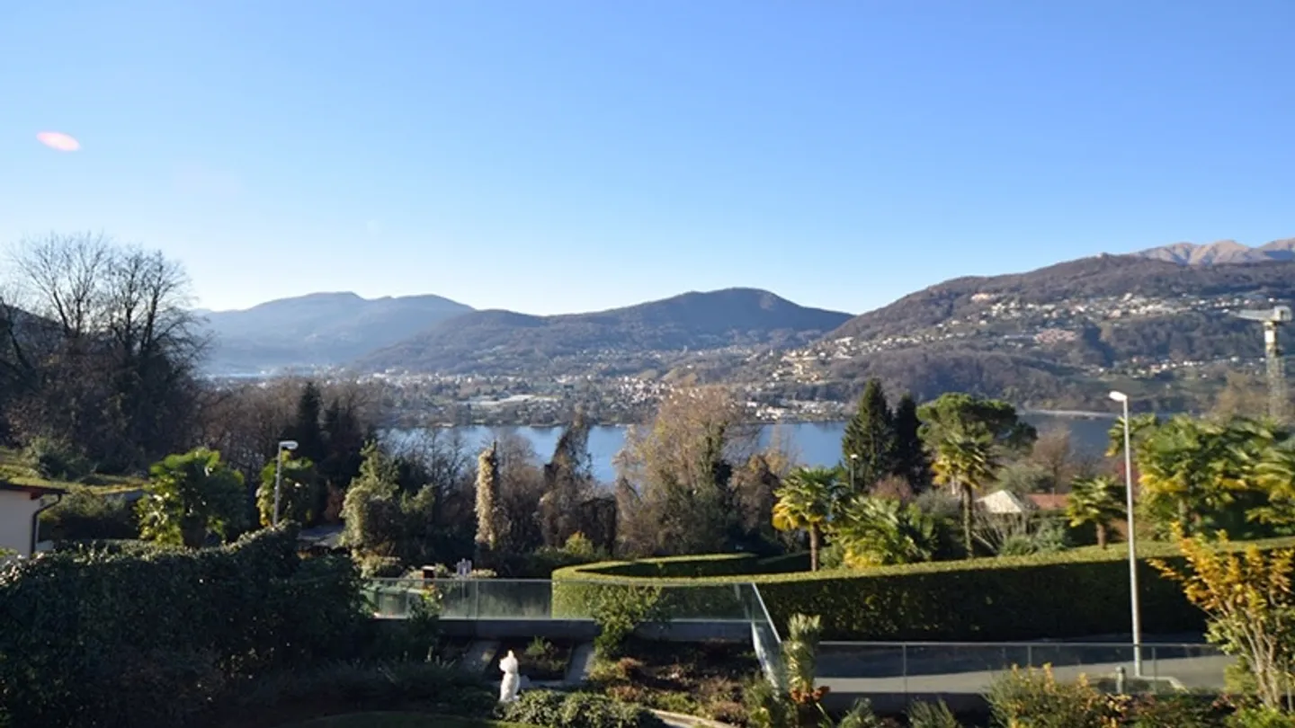 Appartamento di Lusso con Vista Lago - Foto 1 di 1