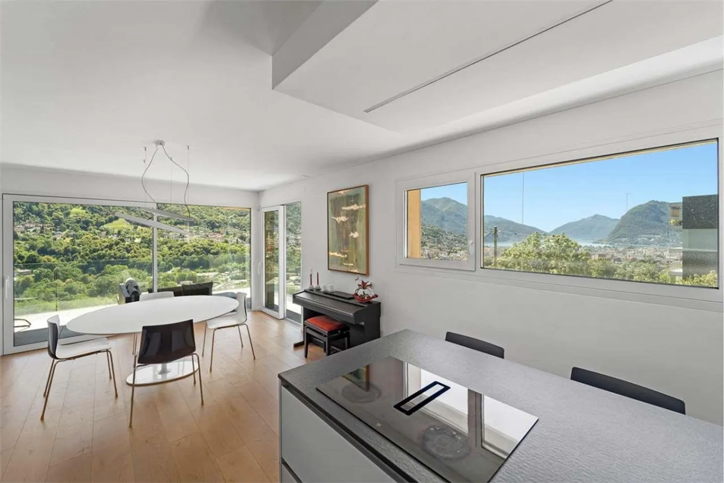 3.5 Room Apartment Corner with Lake View and Garden - Photo 8 of 13