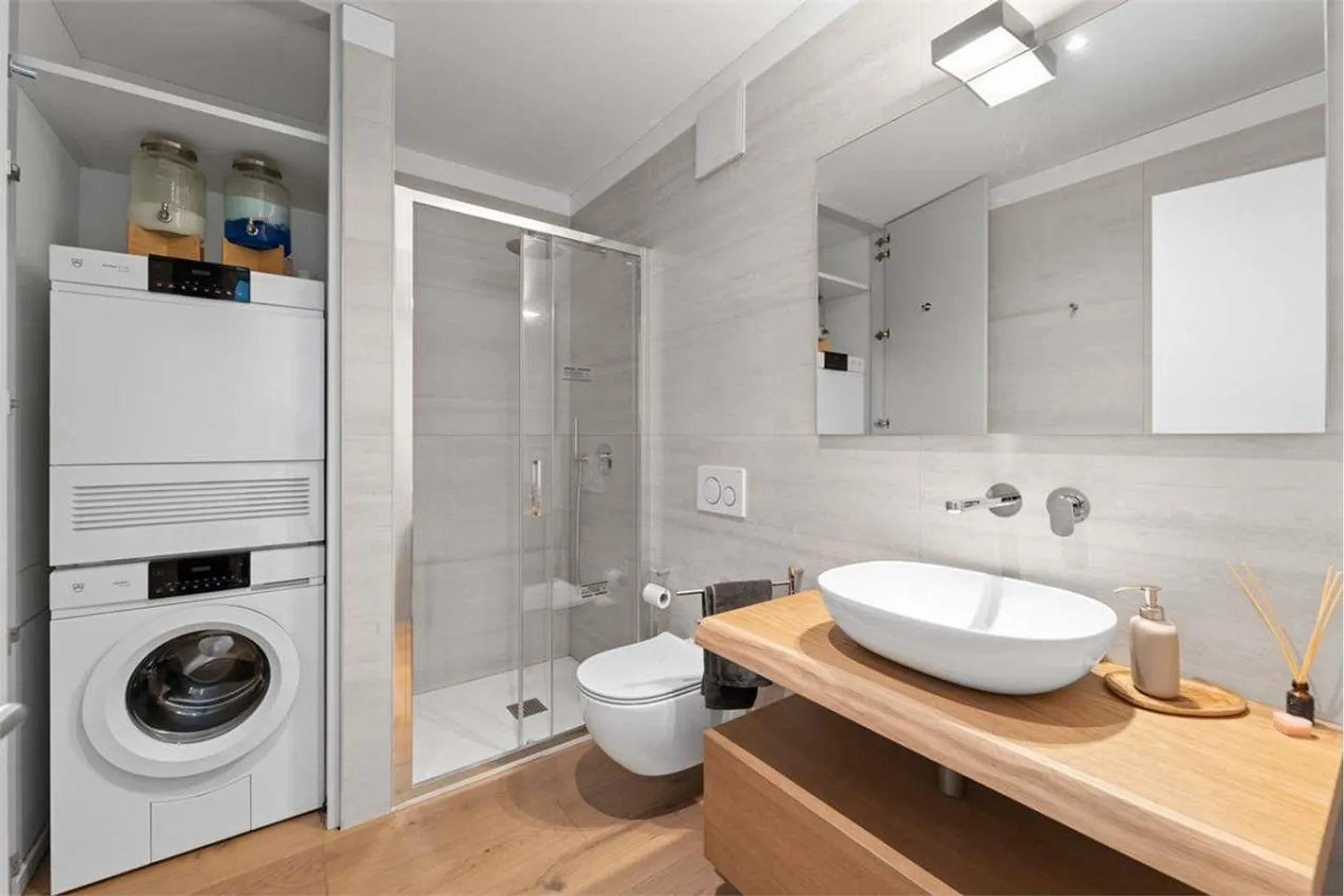 3.5 Room Apartment Corner with Lake View and Garden - Photo 12 of 13