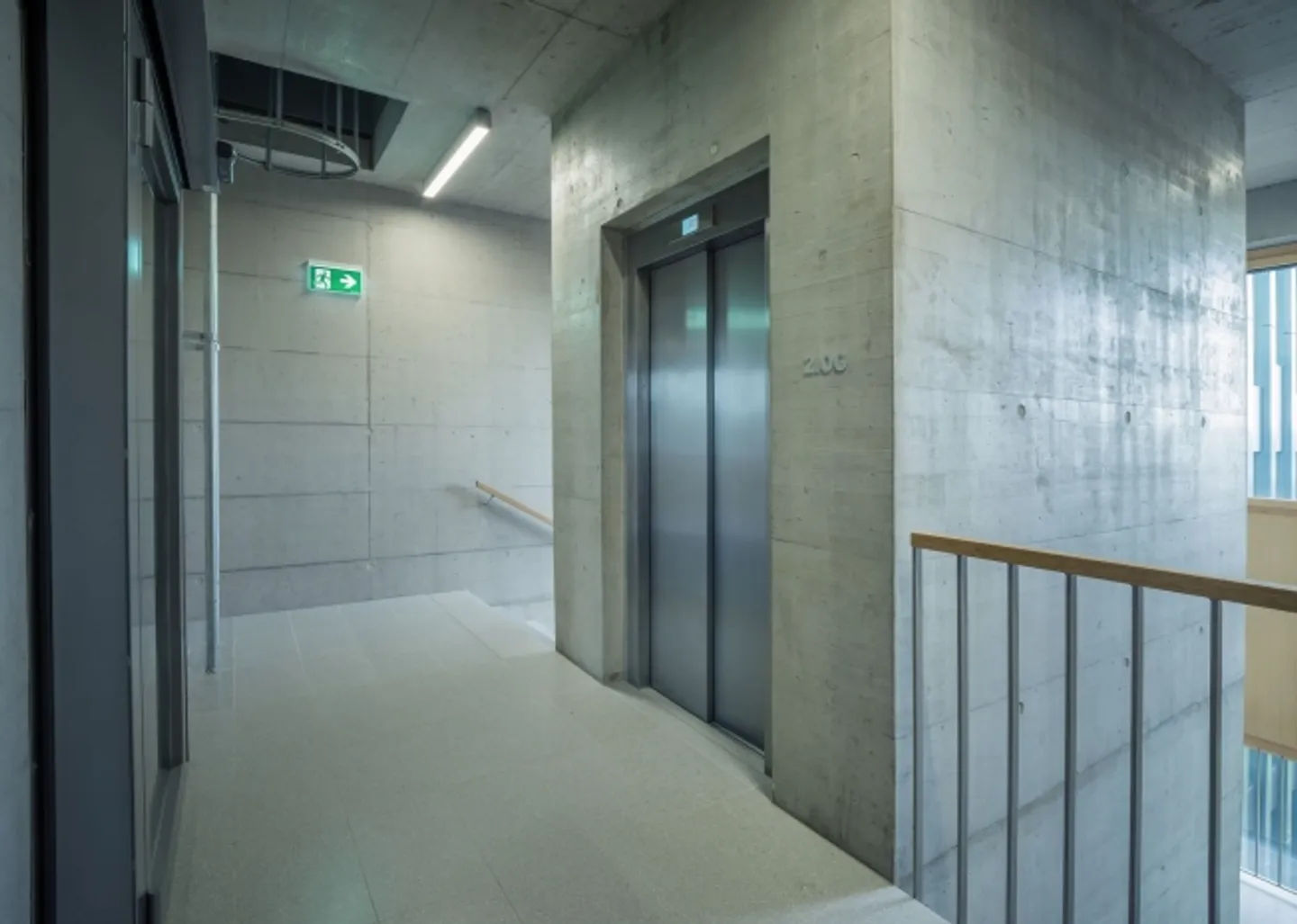 «Aussergewöhnliches Bürokonzept 438 m² in Hagendorn!» - Foto 10 von 10