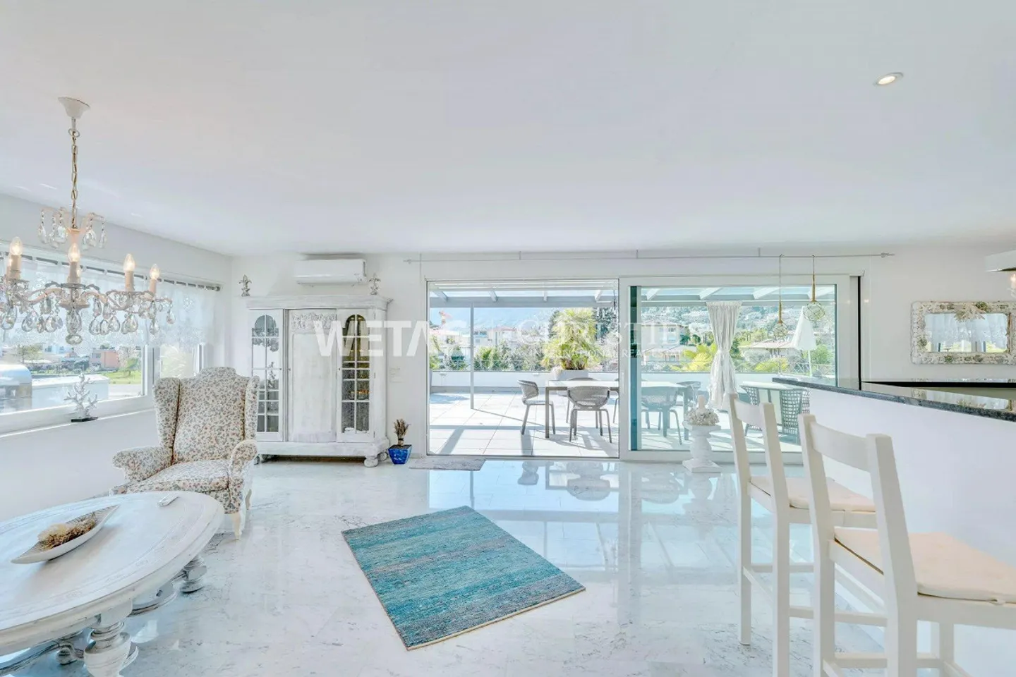 Modernes Penthouse mit Terrasse - Foto 3 von 13