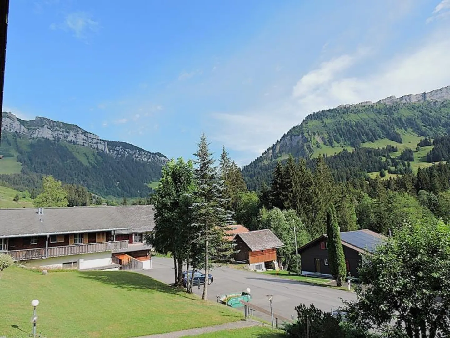 Charmant appartement de vacances avec vue sur la montagne - Photo 9 sur 11