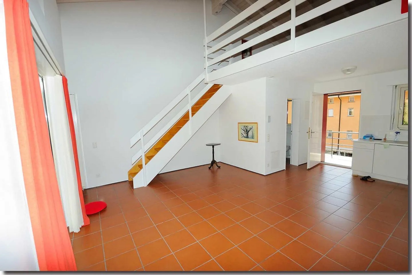 Im quirligen Zentrum 2‑Zimmer Duplexwohnung - Foto 10 von 30