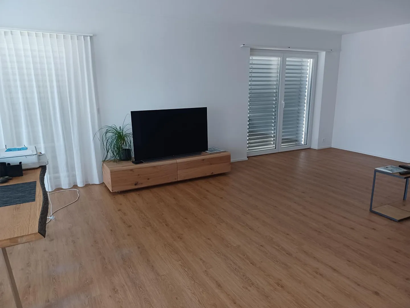 Bel appartement lumineux de 2,5 pièces - Photo 2 sur 13