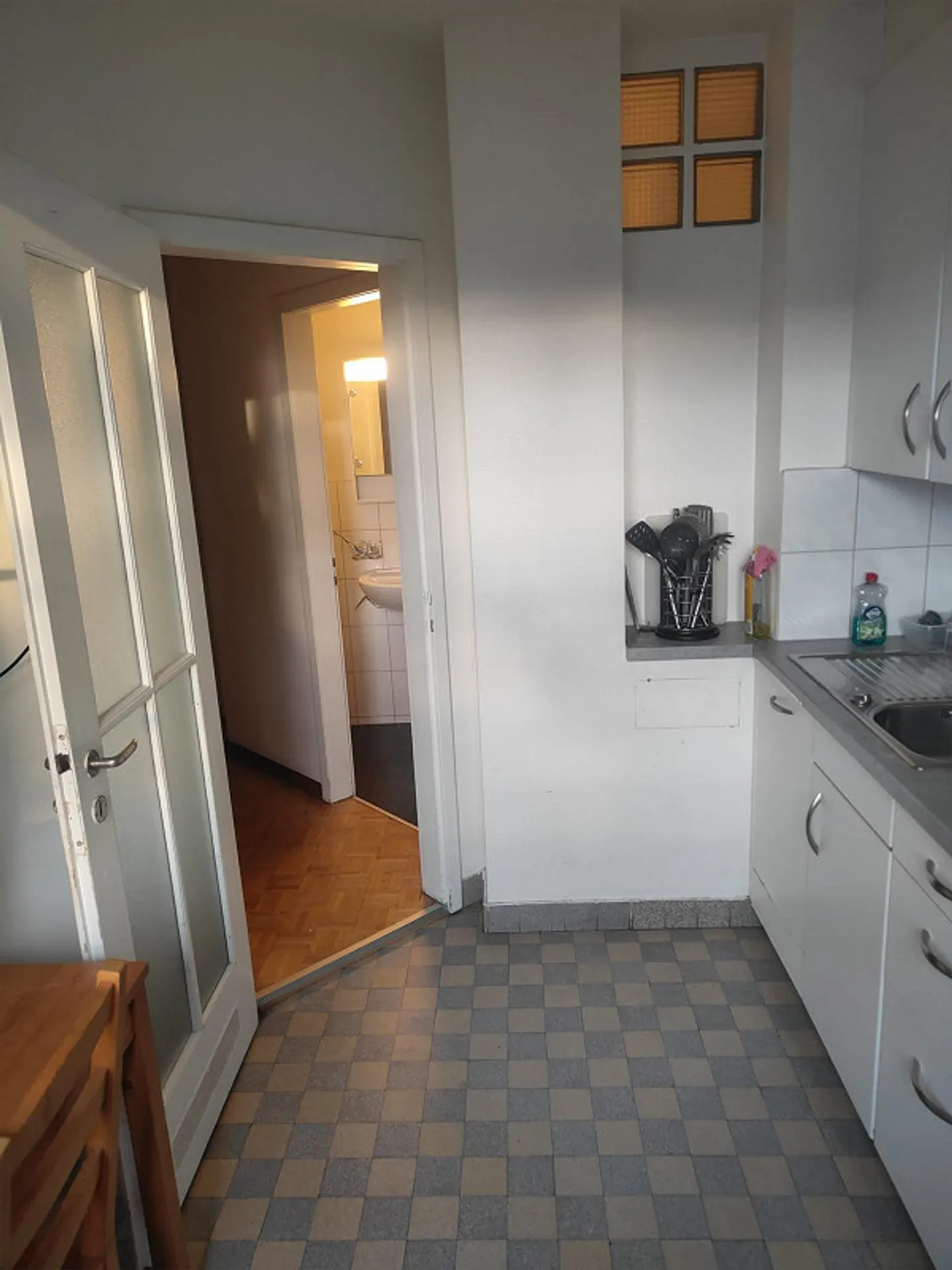 Appartement de 3 pièces dans un quartier résidentiel calme - Photo 5 sur 7