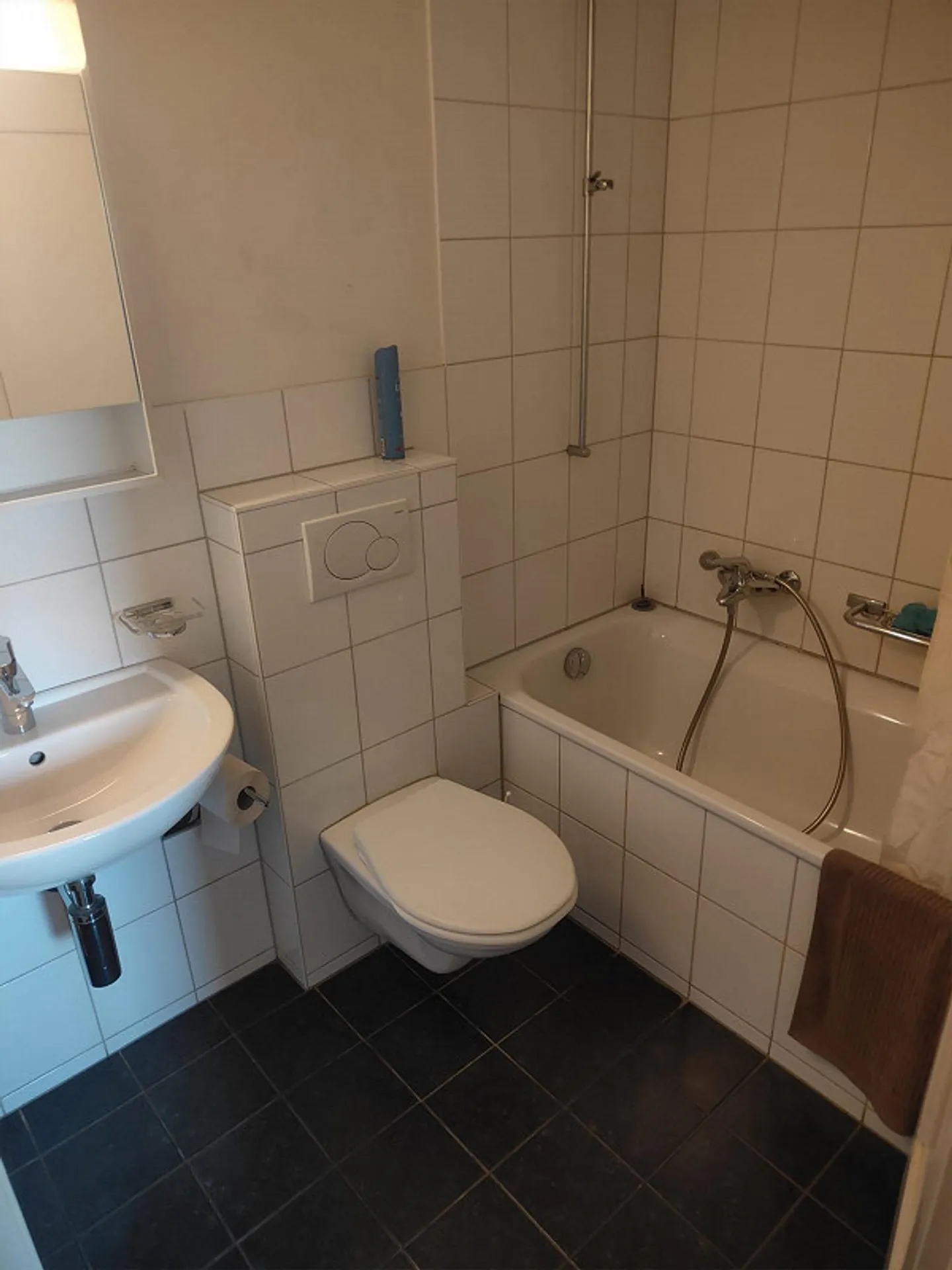 Appartement de 3 pièces dans un quartier résidentiel calme - Photo 7 sur 7