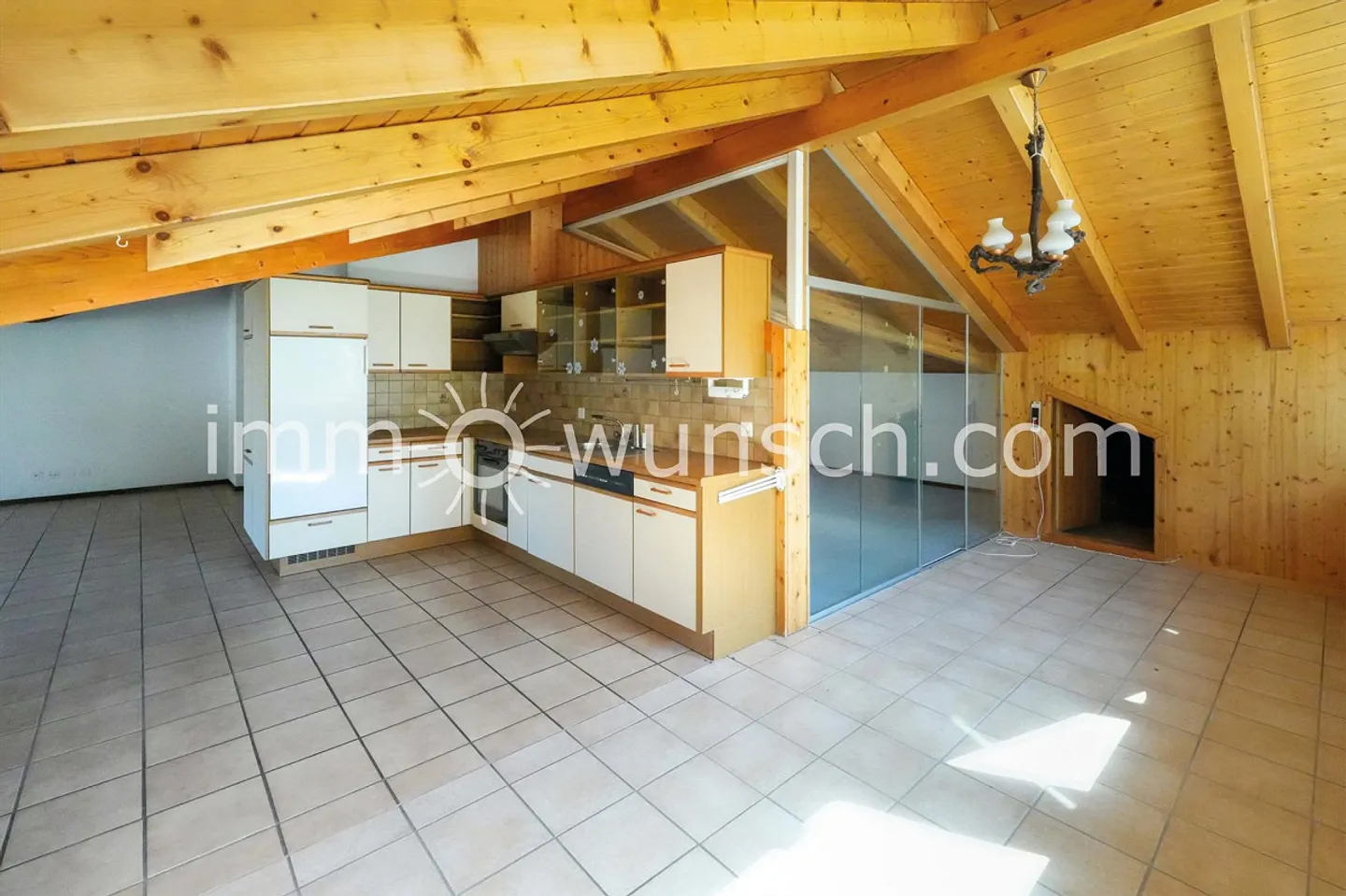 Charming Dachwohnung with Views - Photo 11 of 13