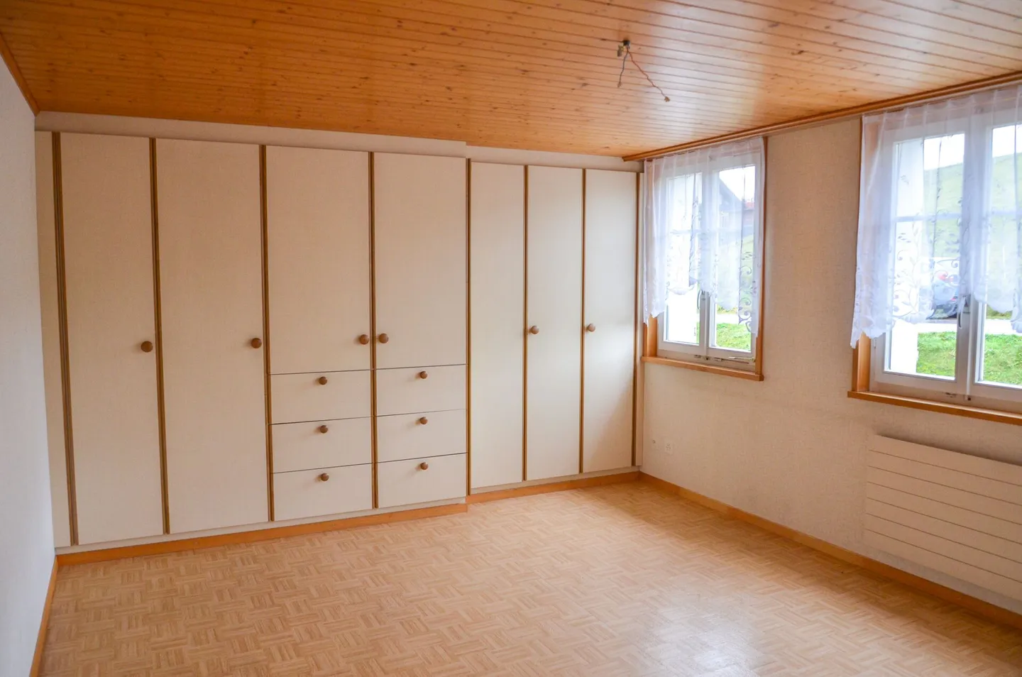 Appartamento spazioso di 3 1/2 stanze - Foto 2 di 11