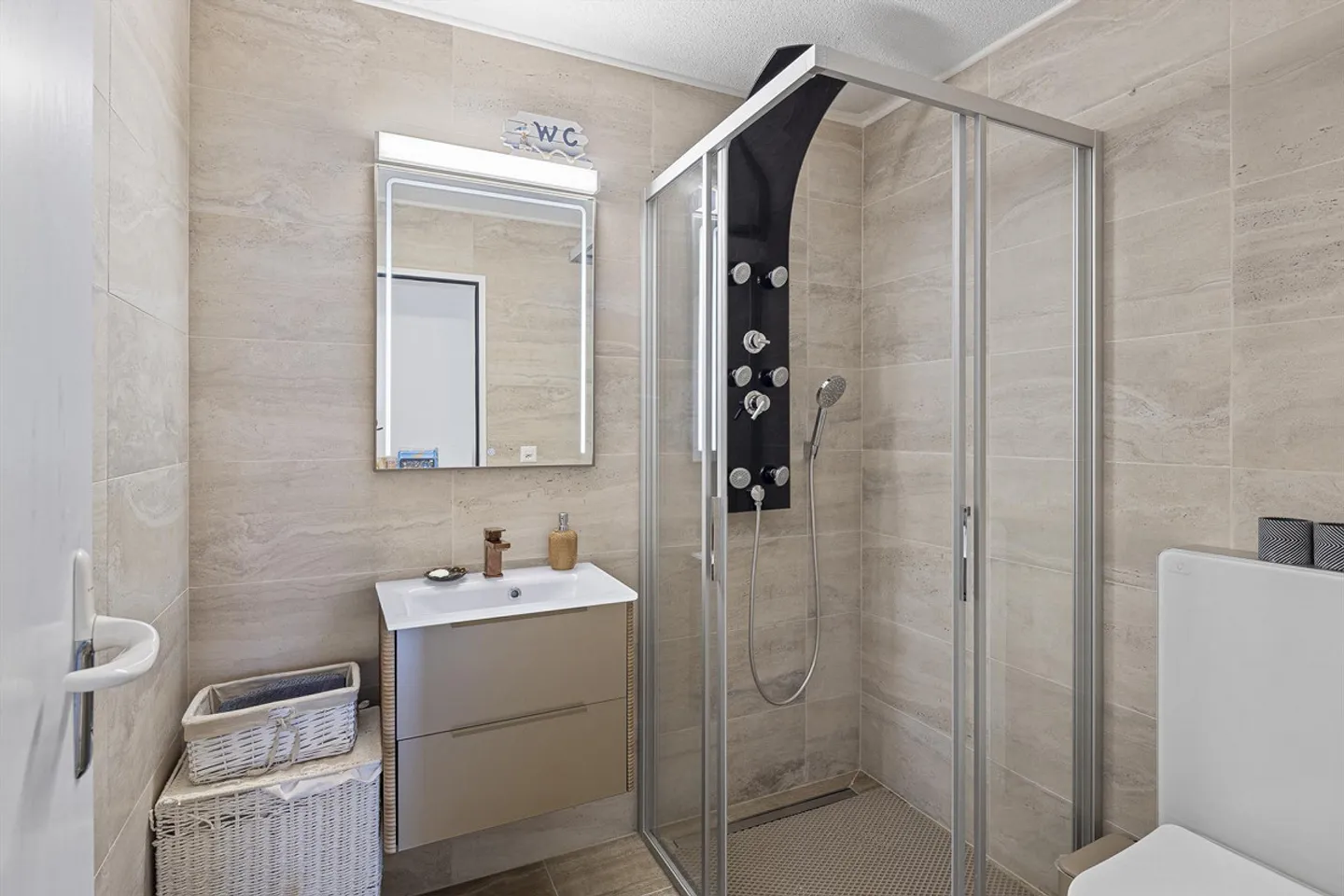 Vue de rêve ininterrompue sur les Alpes et sur le lac Hallwil - Photo 12 sur 13