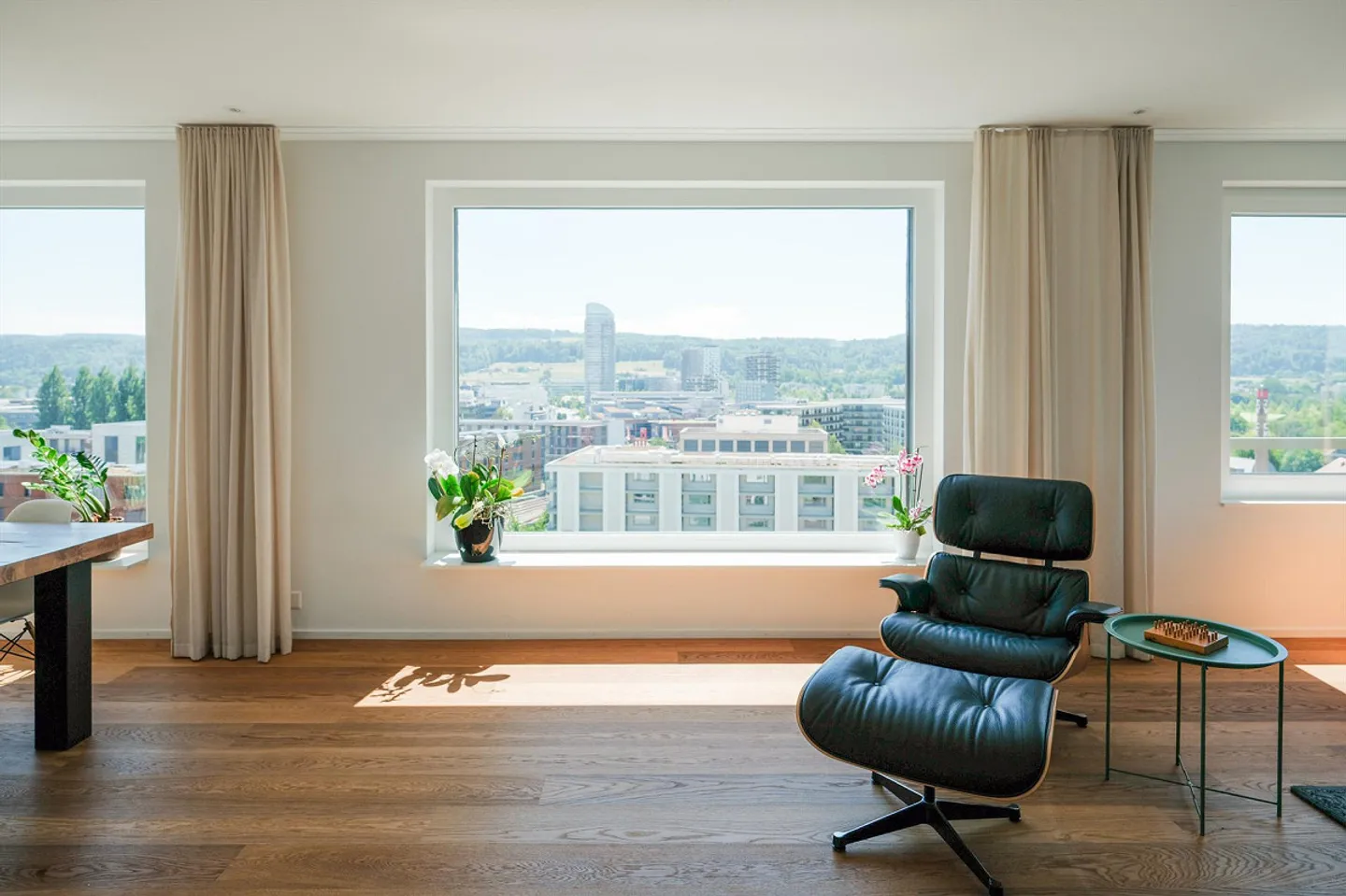 Vivere sopra le cime degli alberi nell'alto edificio Neuguet - Foto 1 di 11