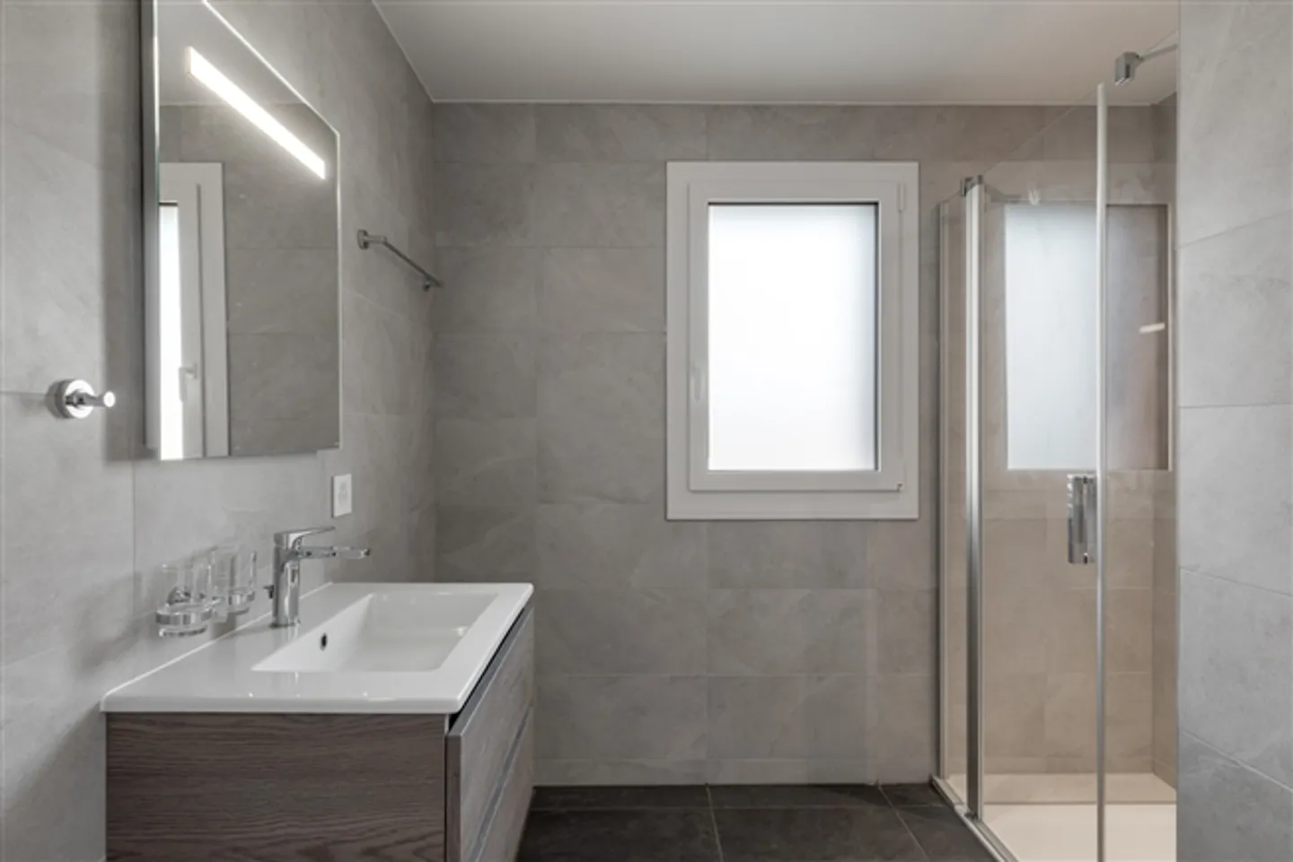 Stilvolles Duplex mit Aussicht - Foto 7 von 8