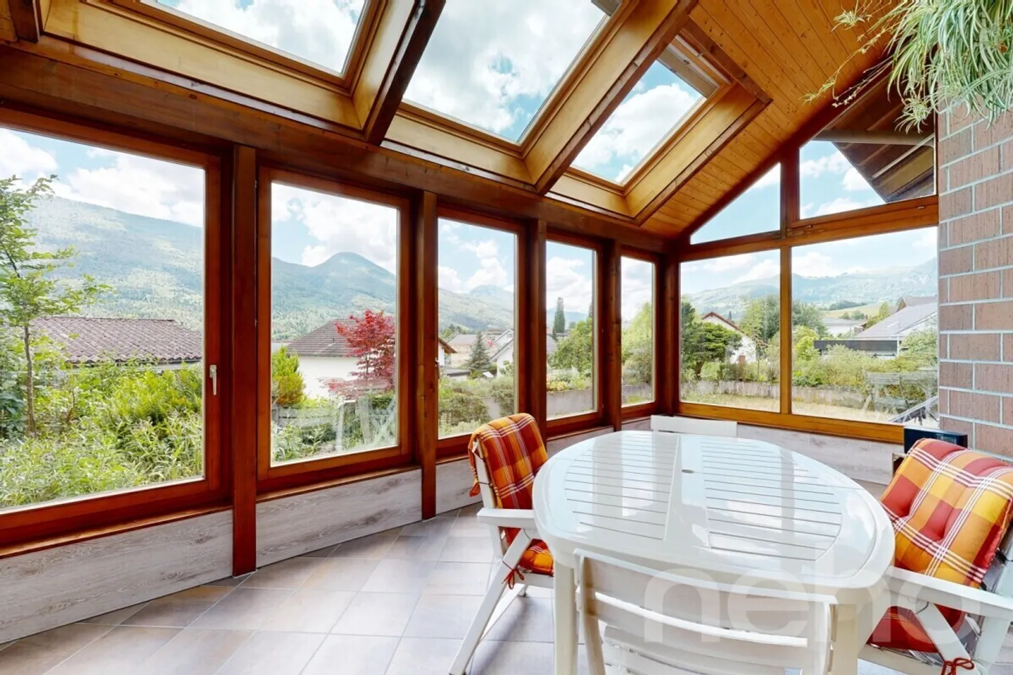 Geräumiges Haus mit schöner Aussicht - Foto 10 von 12