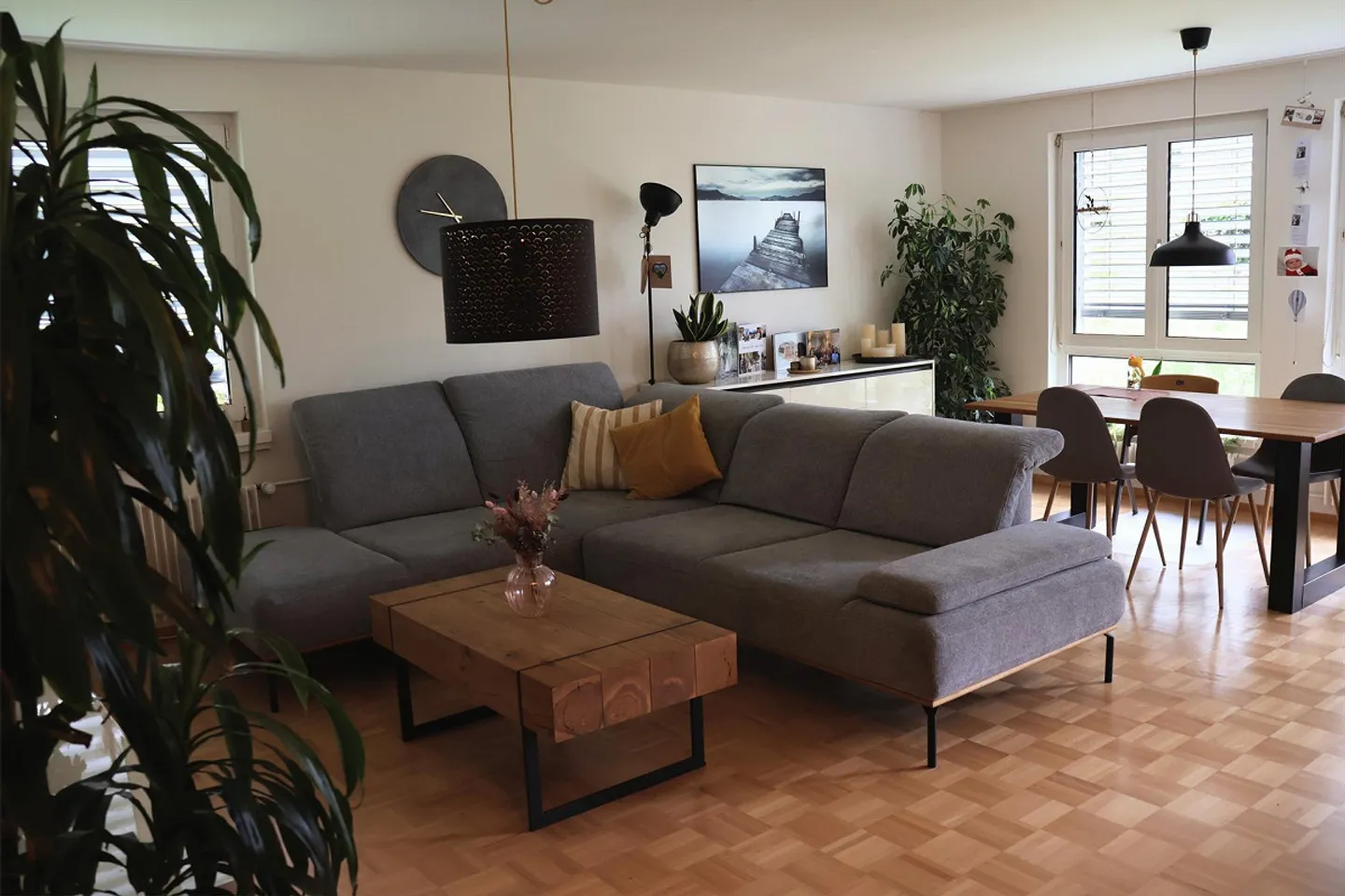 Bright 4.5 Room Apartment near City Center - Photo 3 of 16