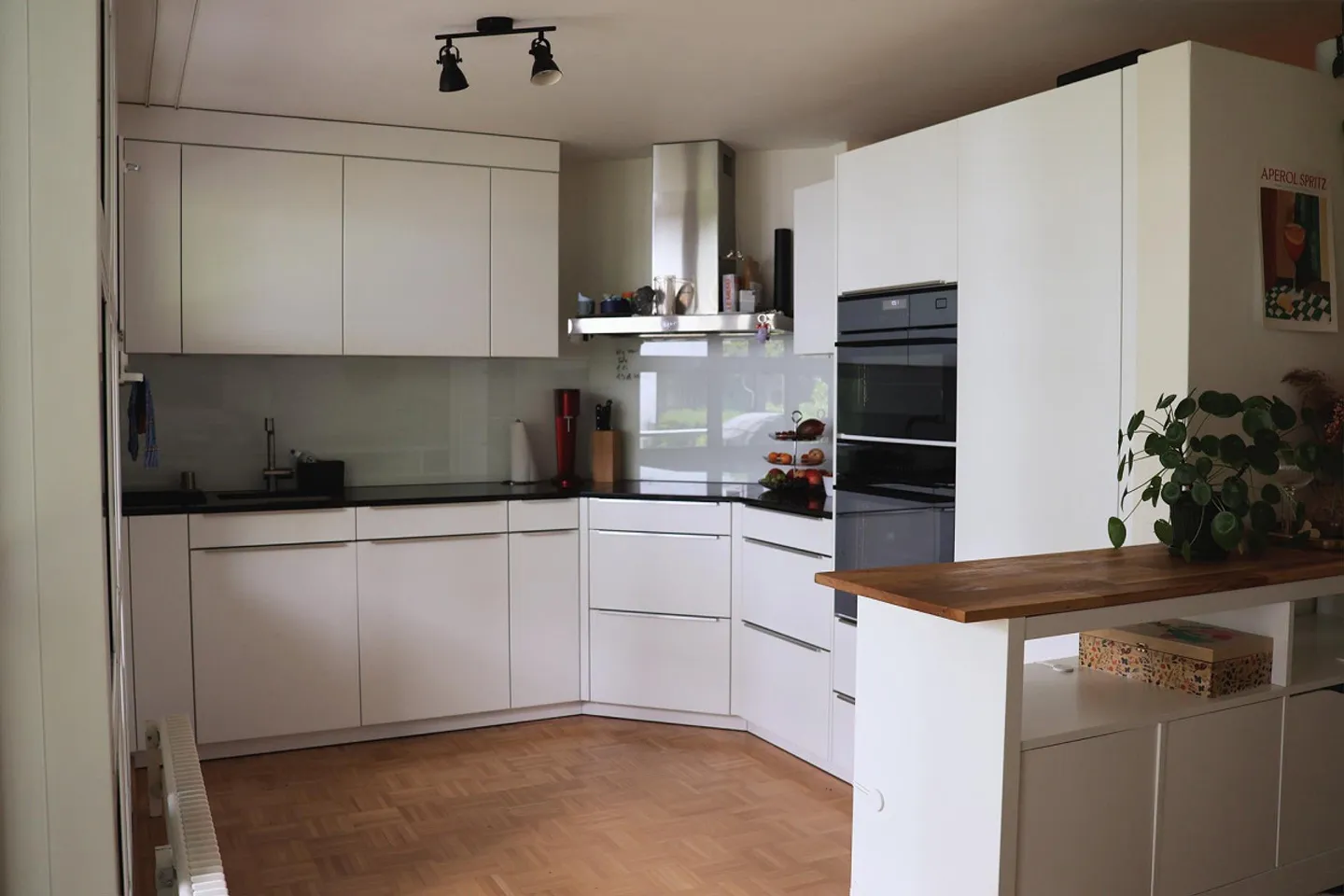 Bright 4.5 Room Apartment near City Center - Photo 5 of 16