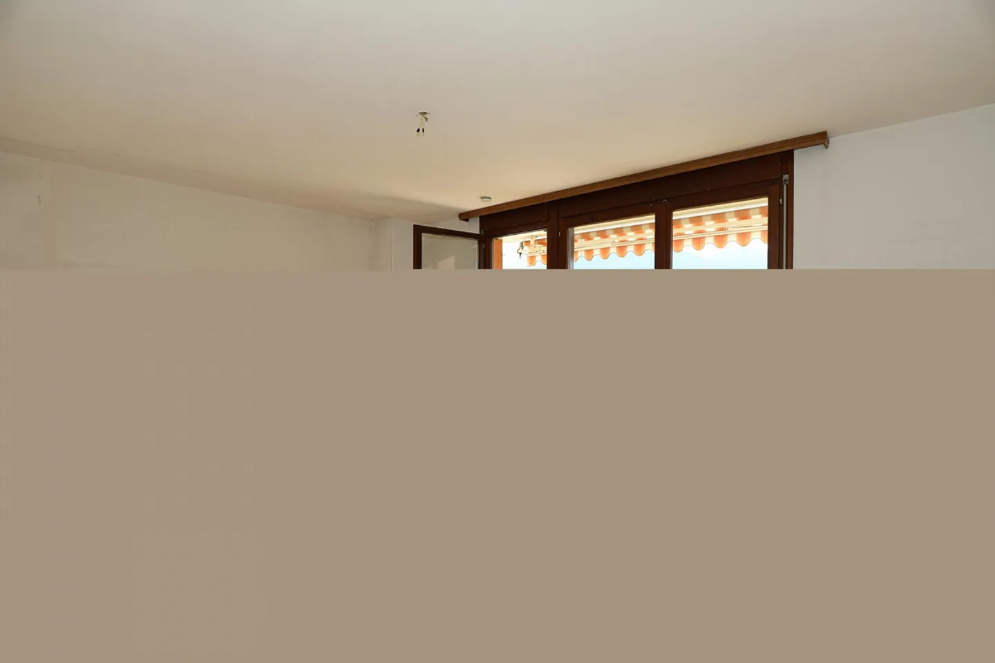Casa plurifamiliare a Muralto-Locarno con vista parziale sul lago - Foto 12 di 29