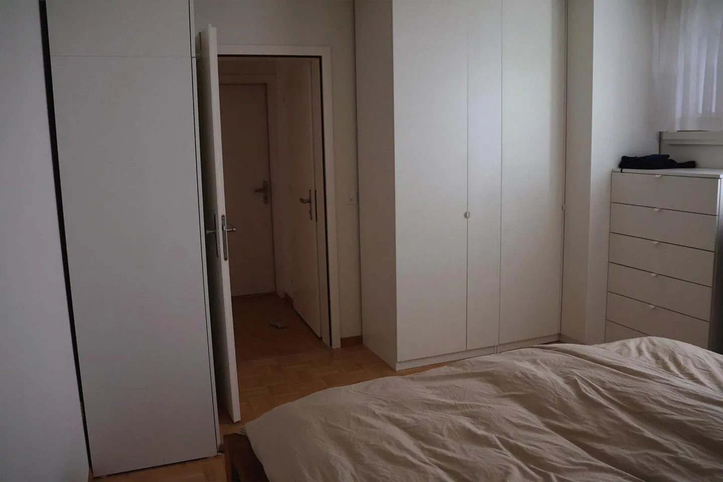Bright 4.5 Room Apartment near City Center - Photo 11 of 16