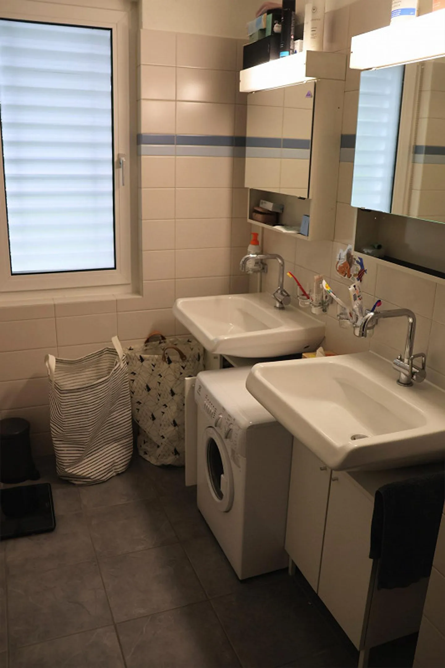 Bright 4.5 Room Apartment near City Center - Photo 14 of 16