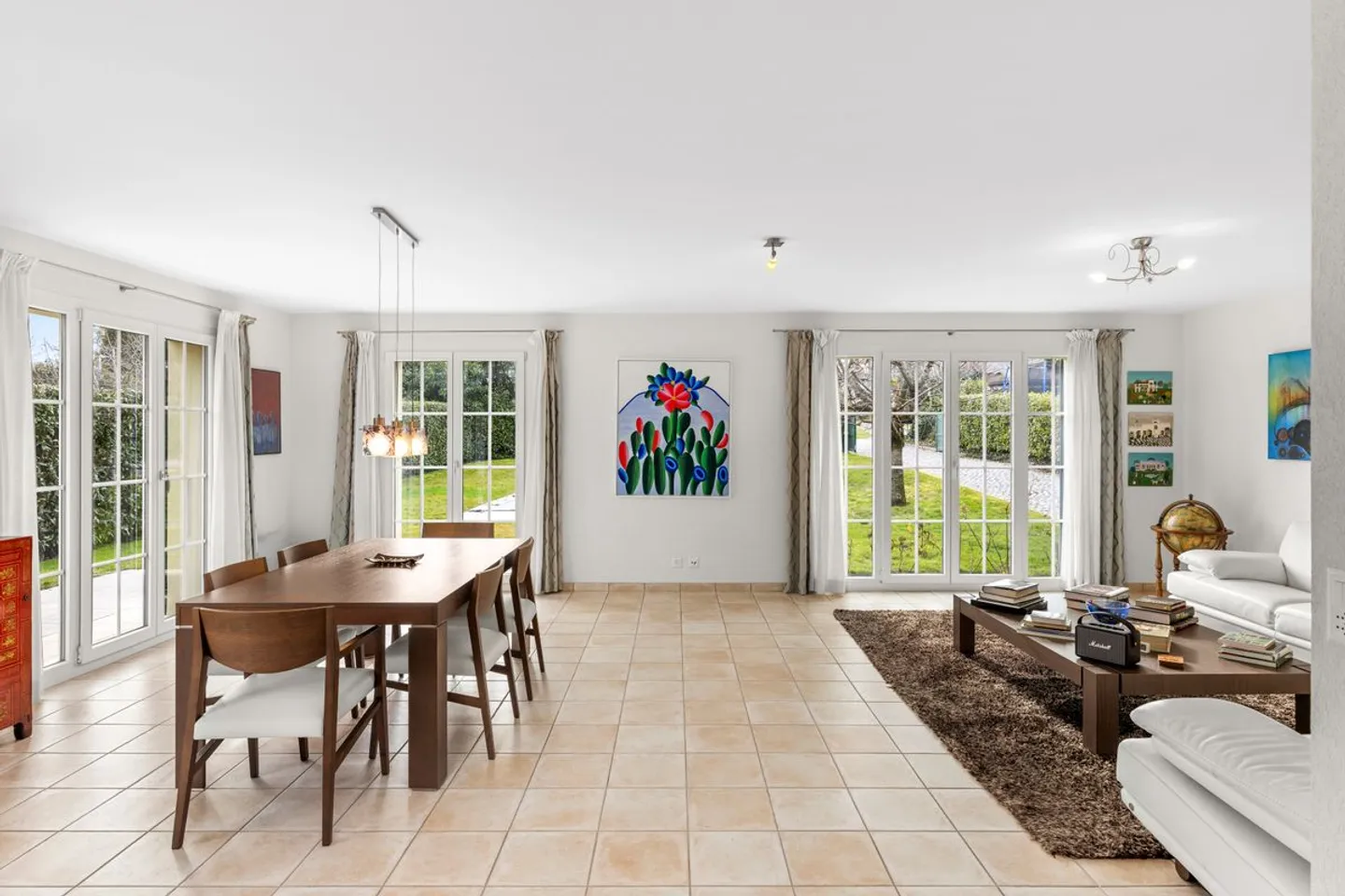 Elegante villa familiare con piscina - Foto 4 di 13