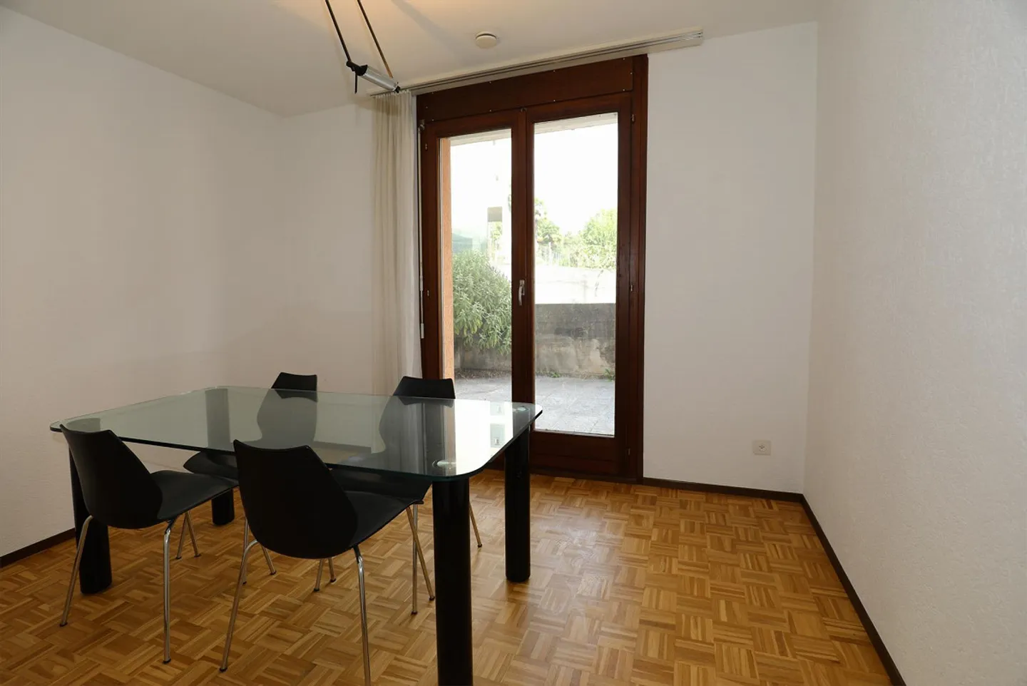 Casa plurifamiliare a Muralto-Locarno con vista parziale sul lago - Foto 23 di 29