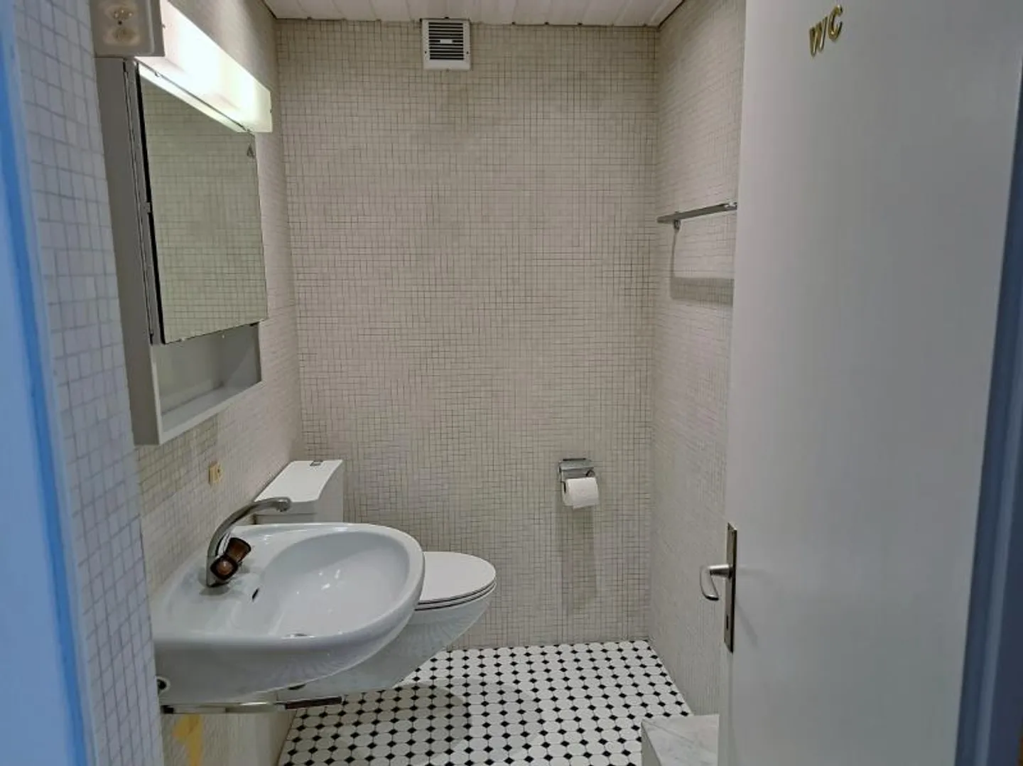 Studio / unmöbliert oder teilmöbliert - Foto 5 von 9