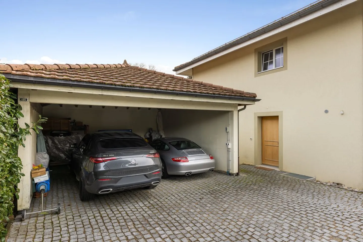 Elegante villa familiare con piscina - Foto 12 di 13