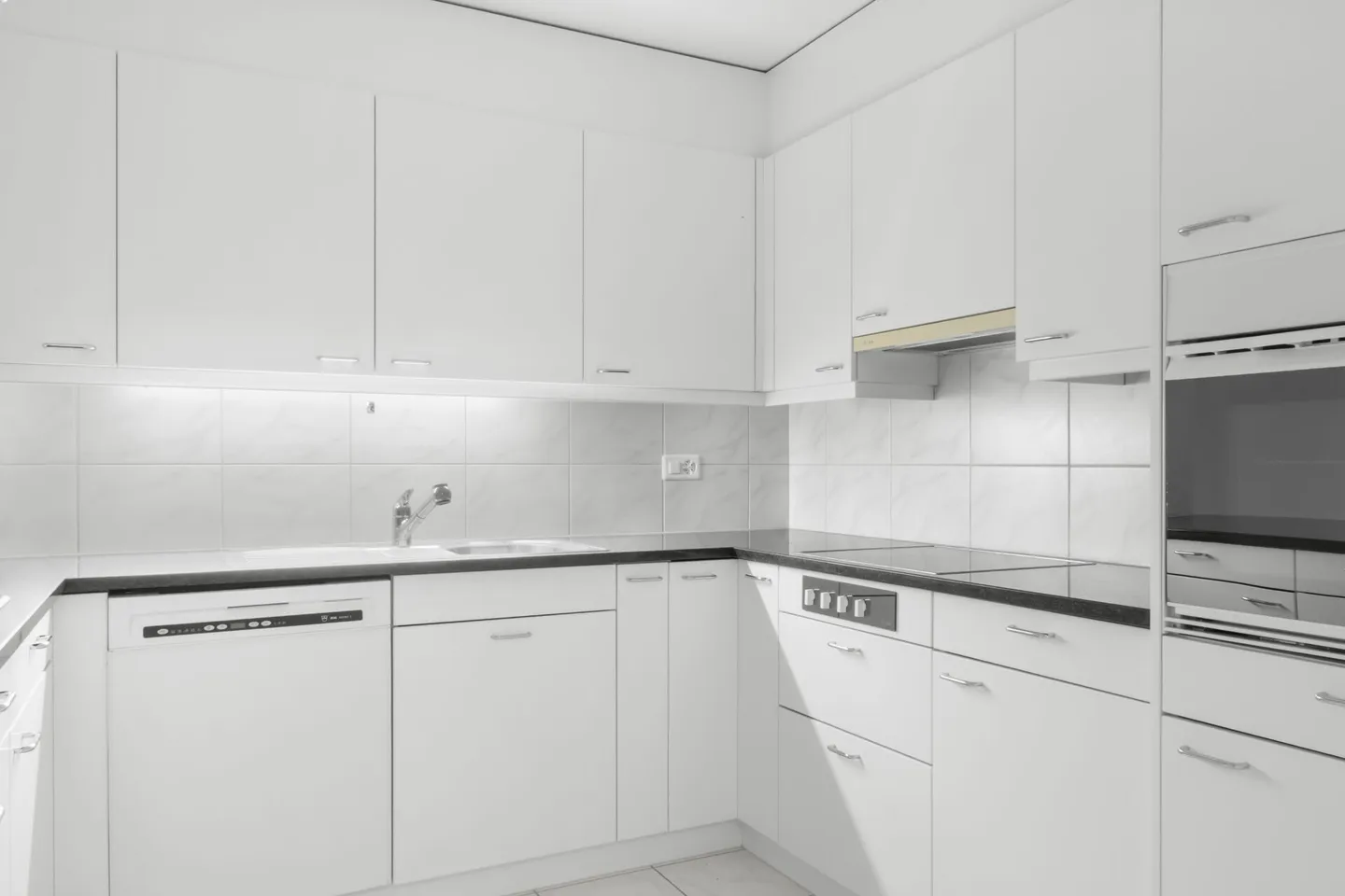 Comfortable 3.5-room apartment with private garden - Photo 3 of 16