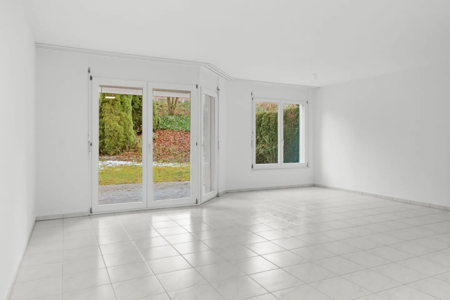 Comfortable 3.5-room apartment with private garden - Photo 4 of 16