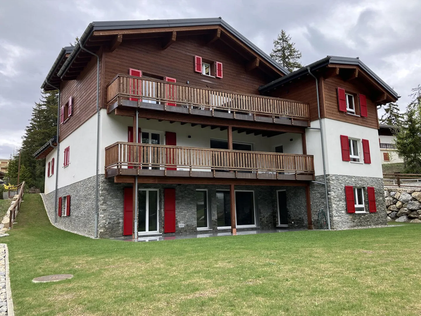 Chalet Magnifique à Crans-Montana - Photo 1 sur 24
