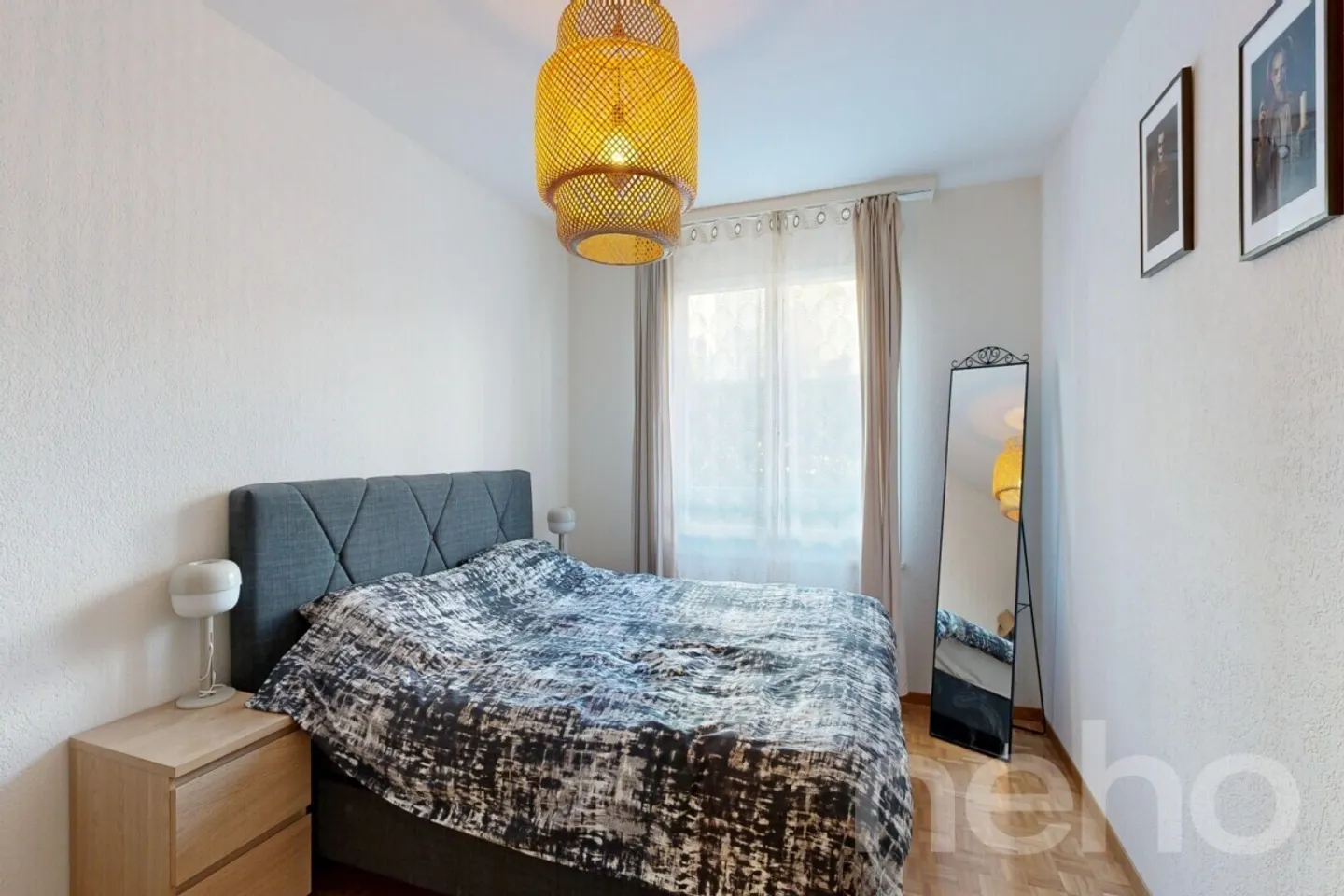 Venez visiter ce très bel appartement avec vue sur le lac ! - Photo 9 sur 12