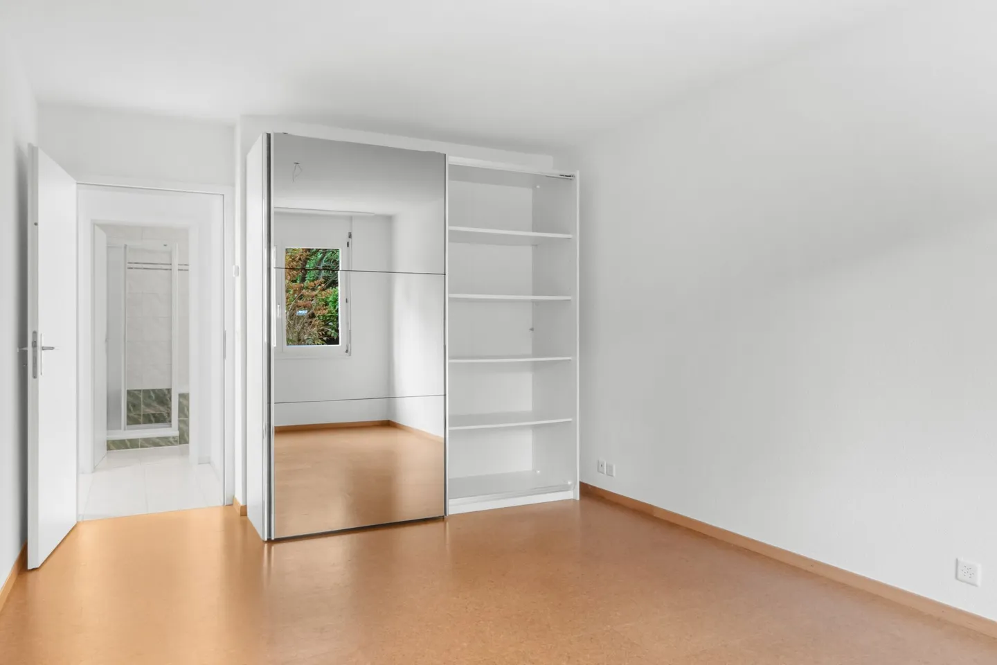 Comfortable 3.5-room apartment with private garden - Photo 9 of 16