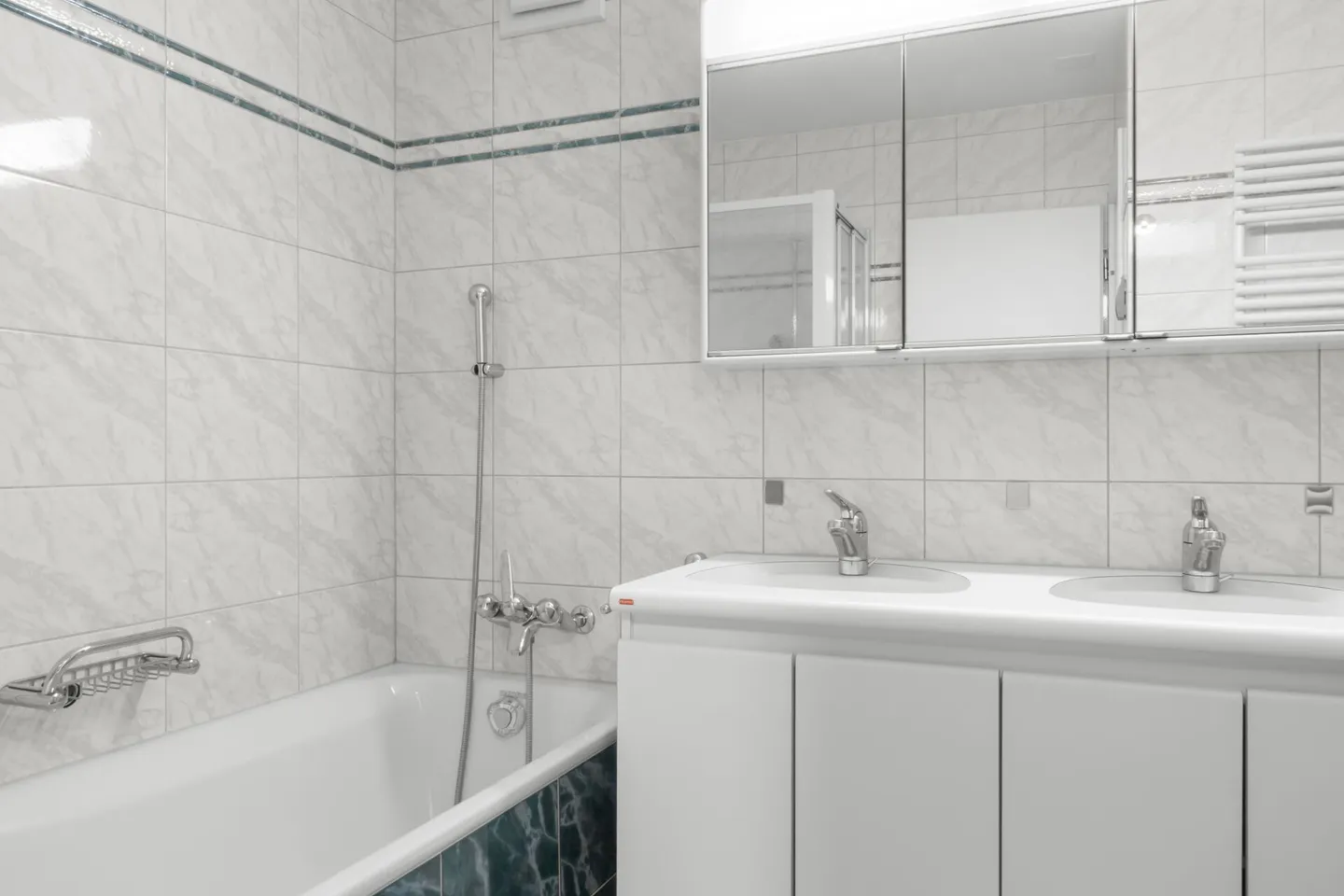 Comfortable 3.5-room apartment with private garden - Photo 12 of 16