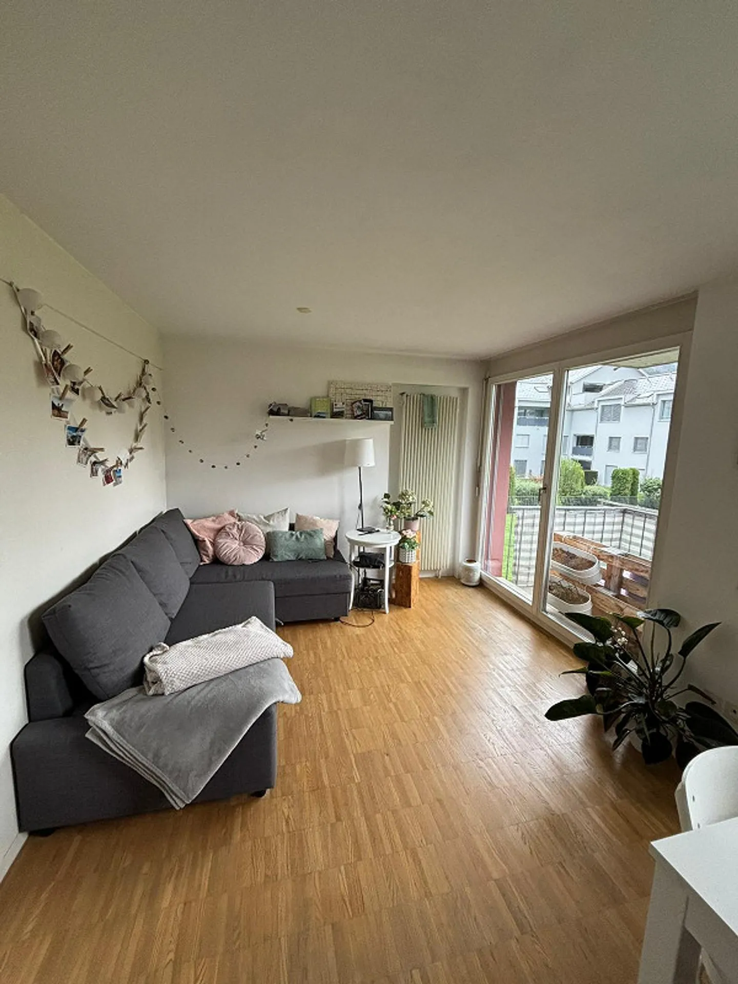 2.5 Room Apartment, 1st Floor - Photo 1 of 8