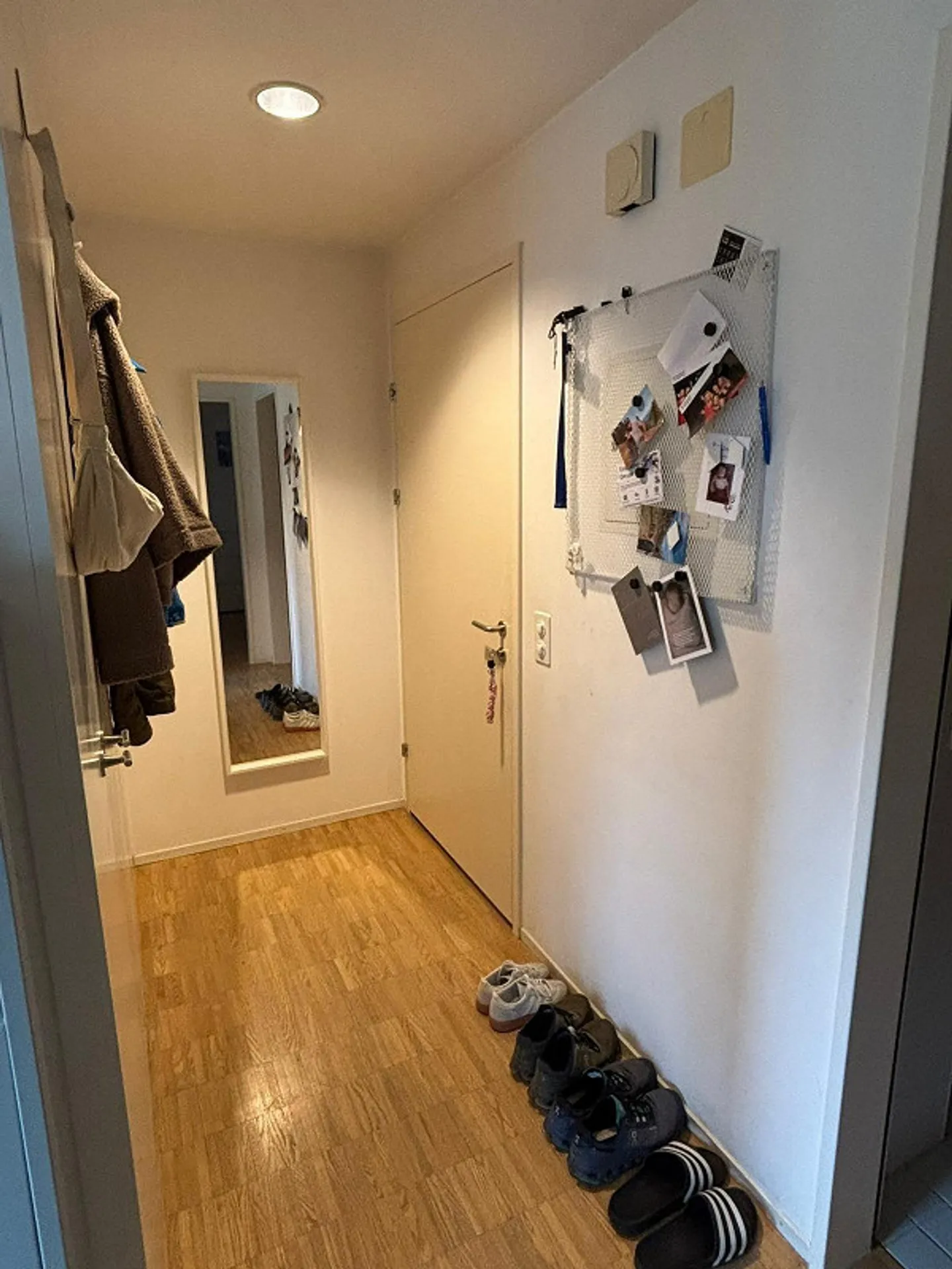 2.5 Room Apartment, 1st Floor - Photo 7 of 8