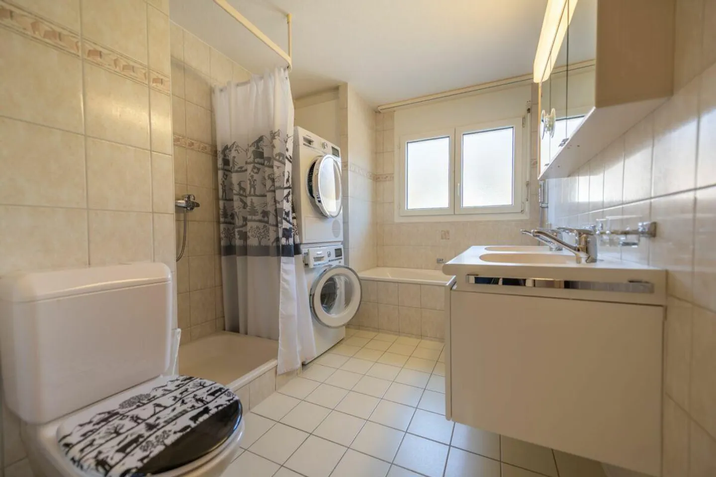 Luce, Spazio, Qualità della Vita - La Tua Nuova Casa in un Ambiente Idilliaco - Foto 10 di 16