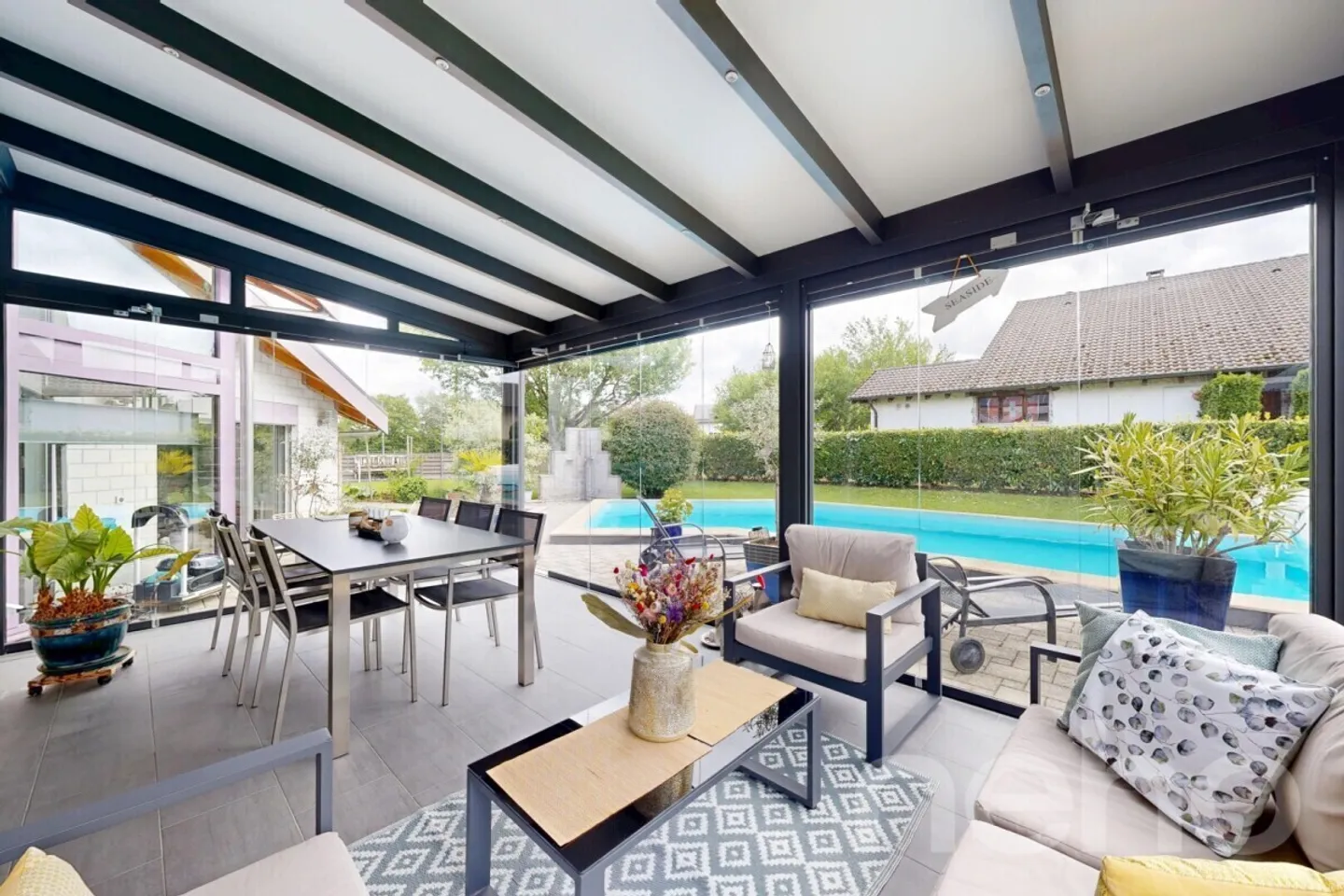 Magnificent 220 m² Villa mit Pool - Foto 10 von 12