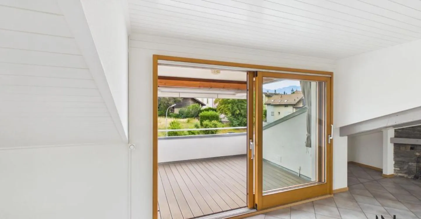 Helles 3,5-Zimmer-Apartment mit Potenzial für 4,5 Zimmer - Foto 4 von 12