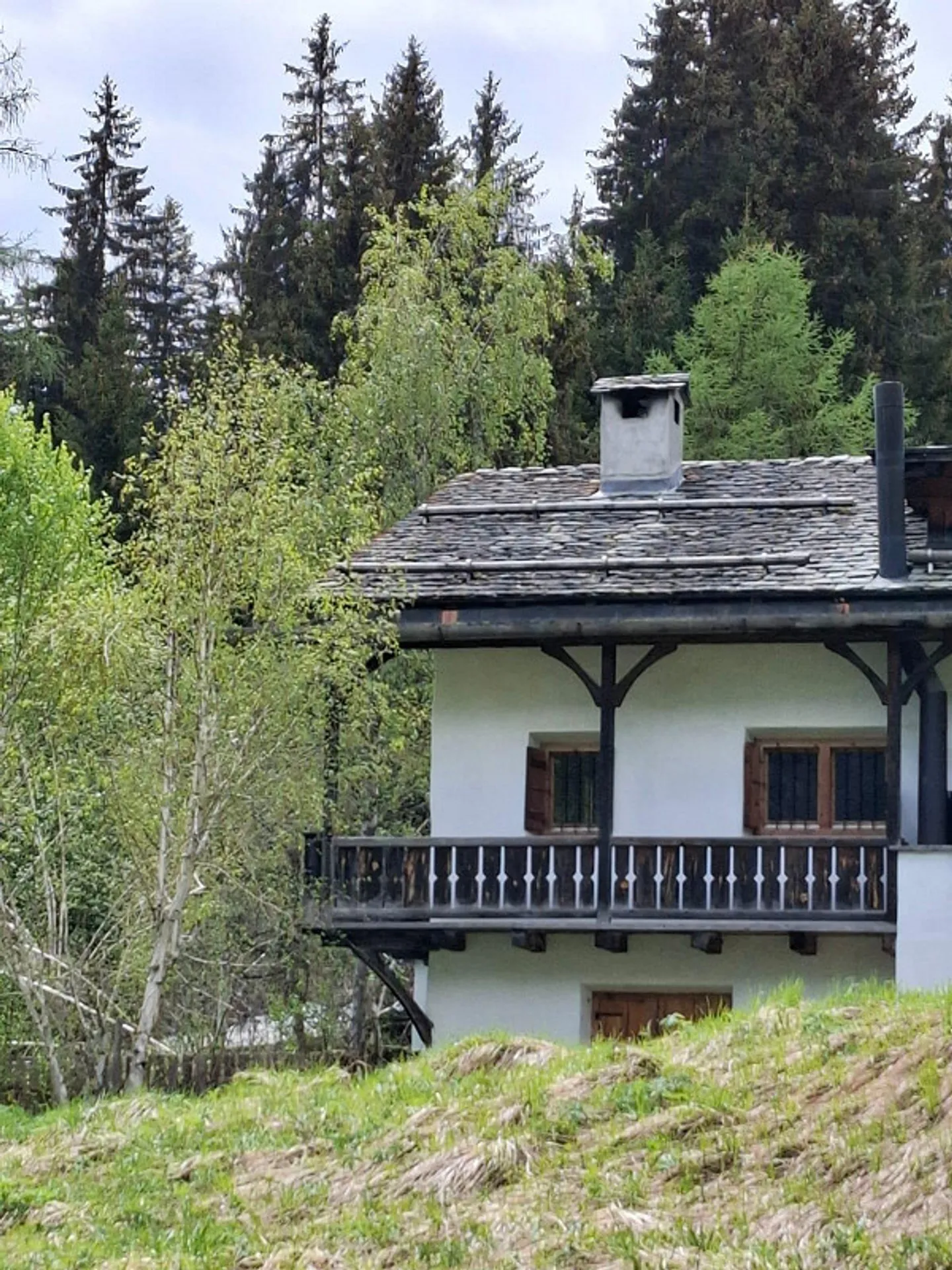 Geräumige Wohnhälfte für Familien - Foto 1 von 1