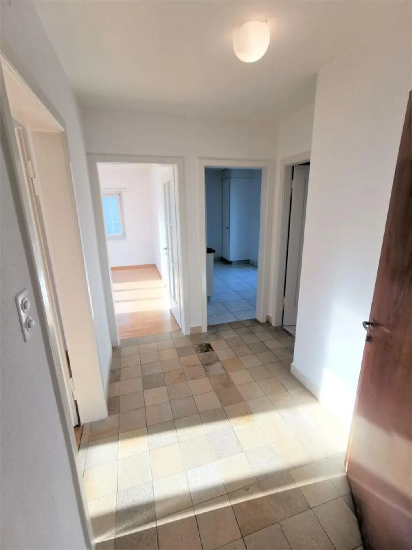 2-room apartment in Binningen - Photo 5 of 7